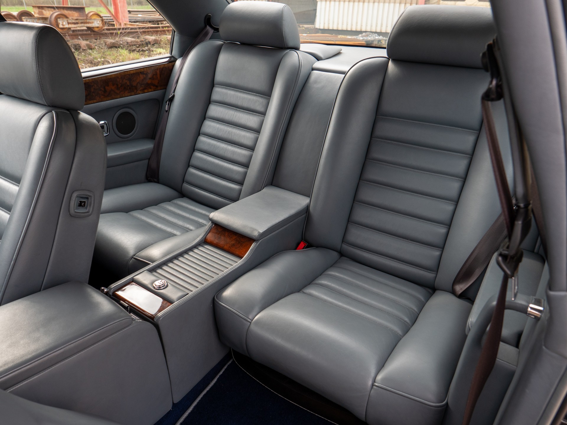 BENTLEY Continental S Coupé-image-12