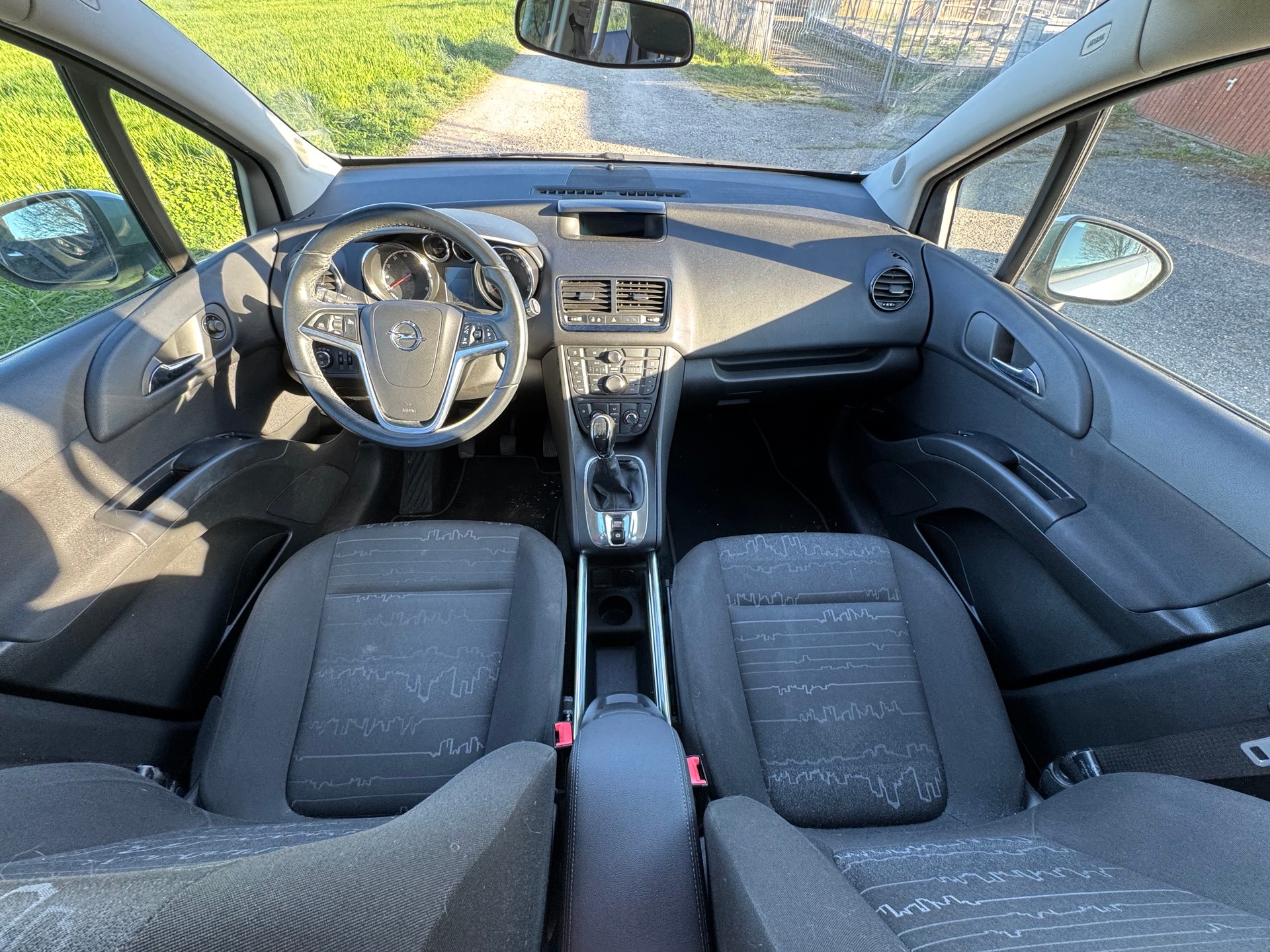 OPEL Meriva 1.4 Turbo Enjoy-image-10