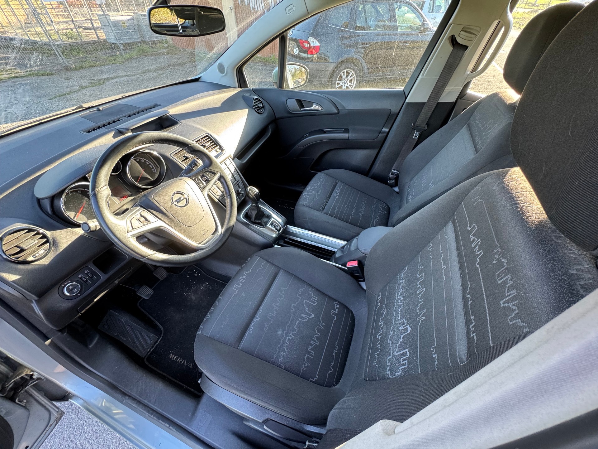 OPEL Meriva 1.4 Turbo Enjoy-image-11