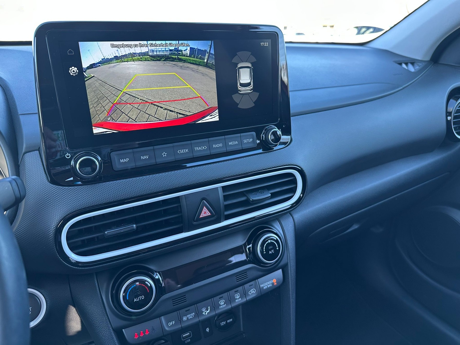 HYUNDAI Kona 1.6 GDi HEV Amplia DCT-image-7