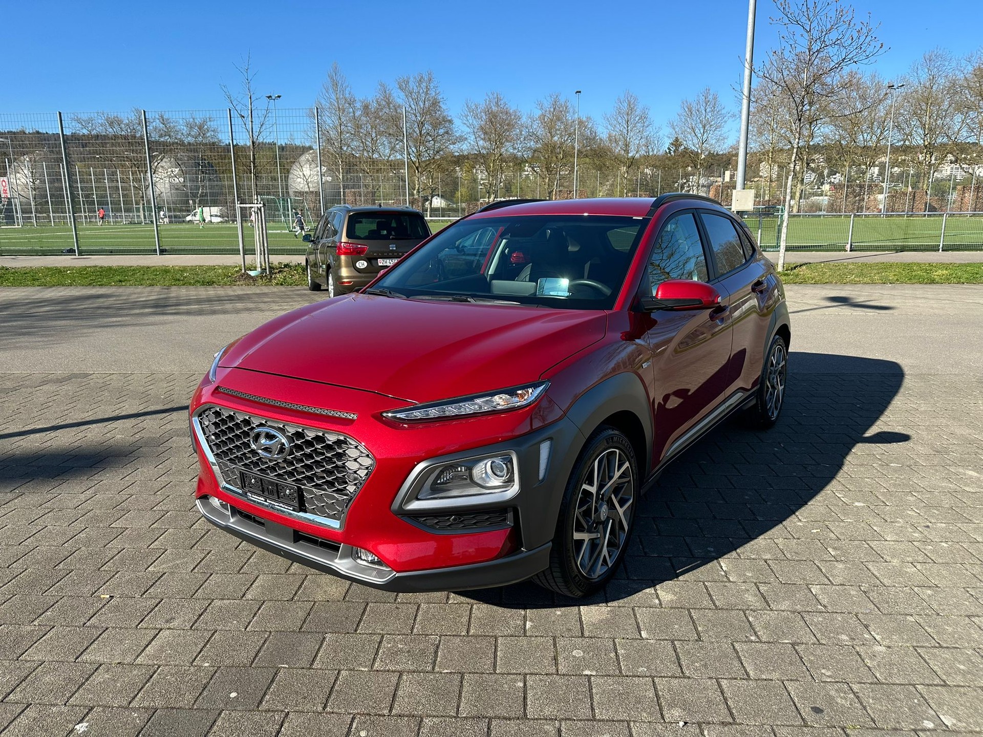 HYUNDAI Kona 1.6 GDi HEV Amplia DCT