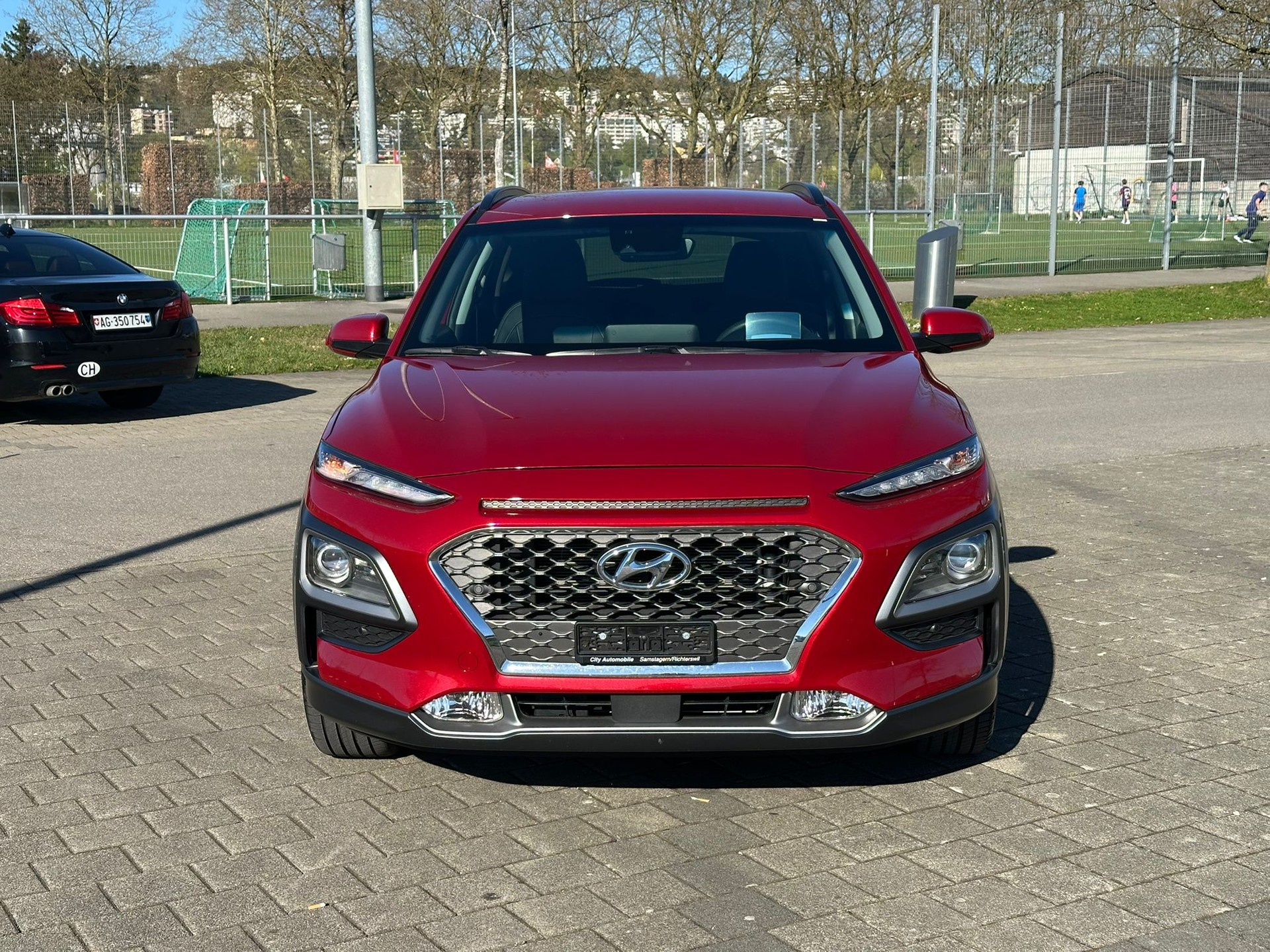 HYUNDAI Kona 1.6 GDi HEV Amplia DCT-showroom-element-2