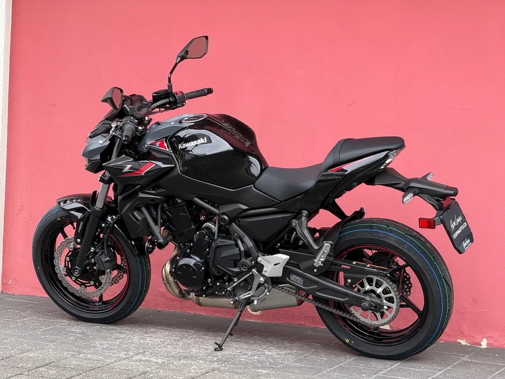 KAWASAKI Z 650-image-9