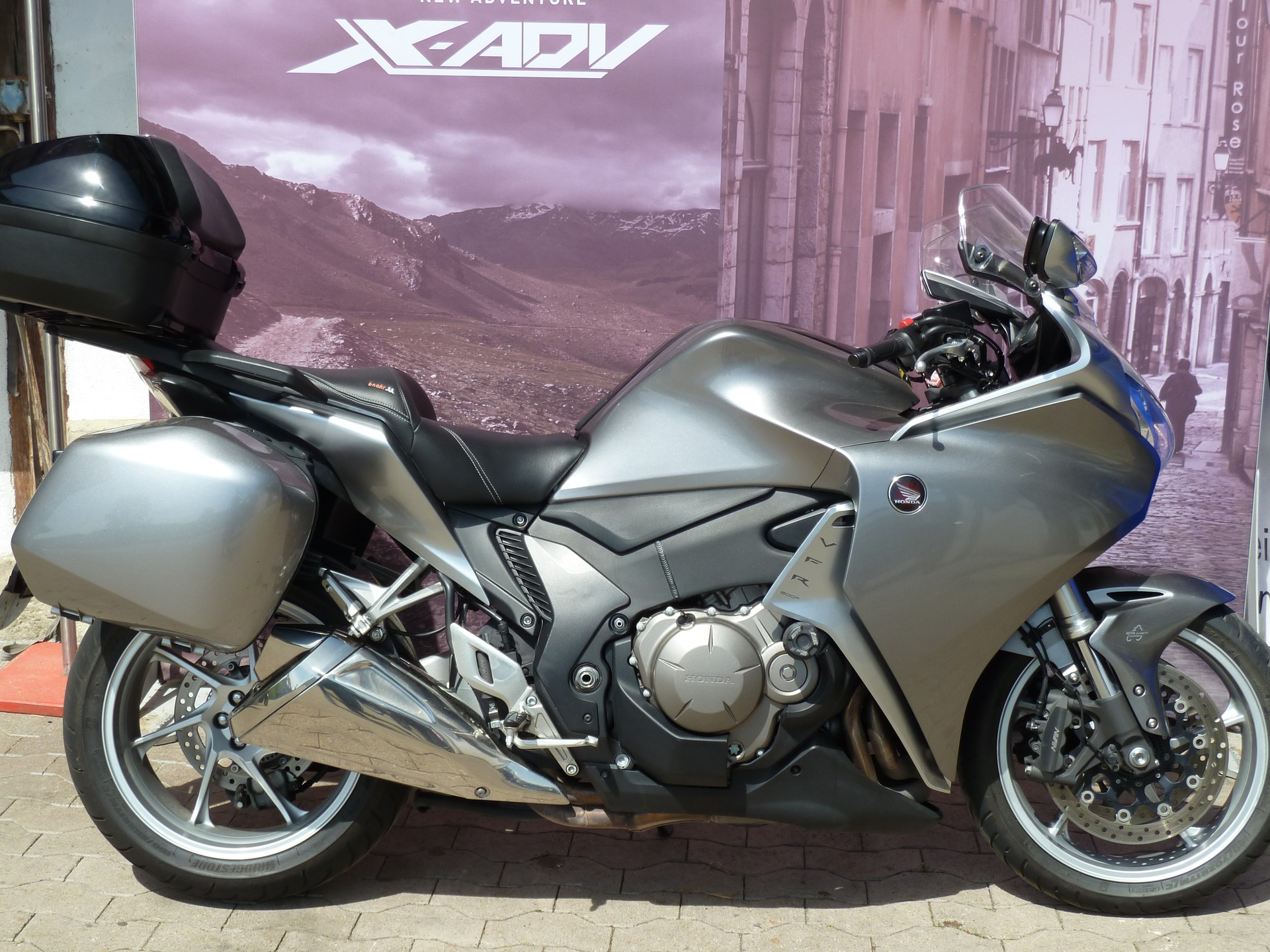 HONDA VFR 1200 FA-image-0