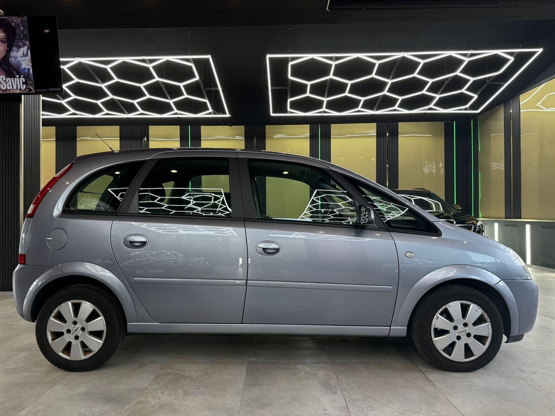 OPEL Meriva 1.8i 16V Essentia-showroom-element-3