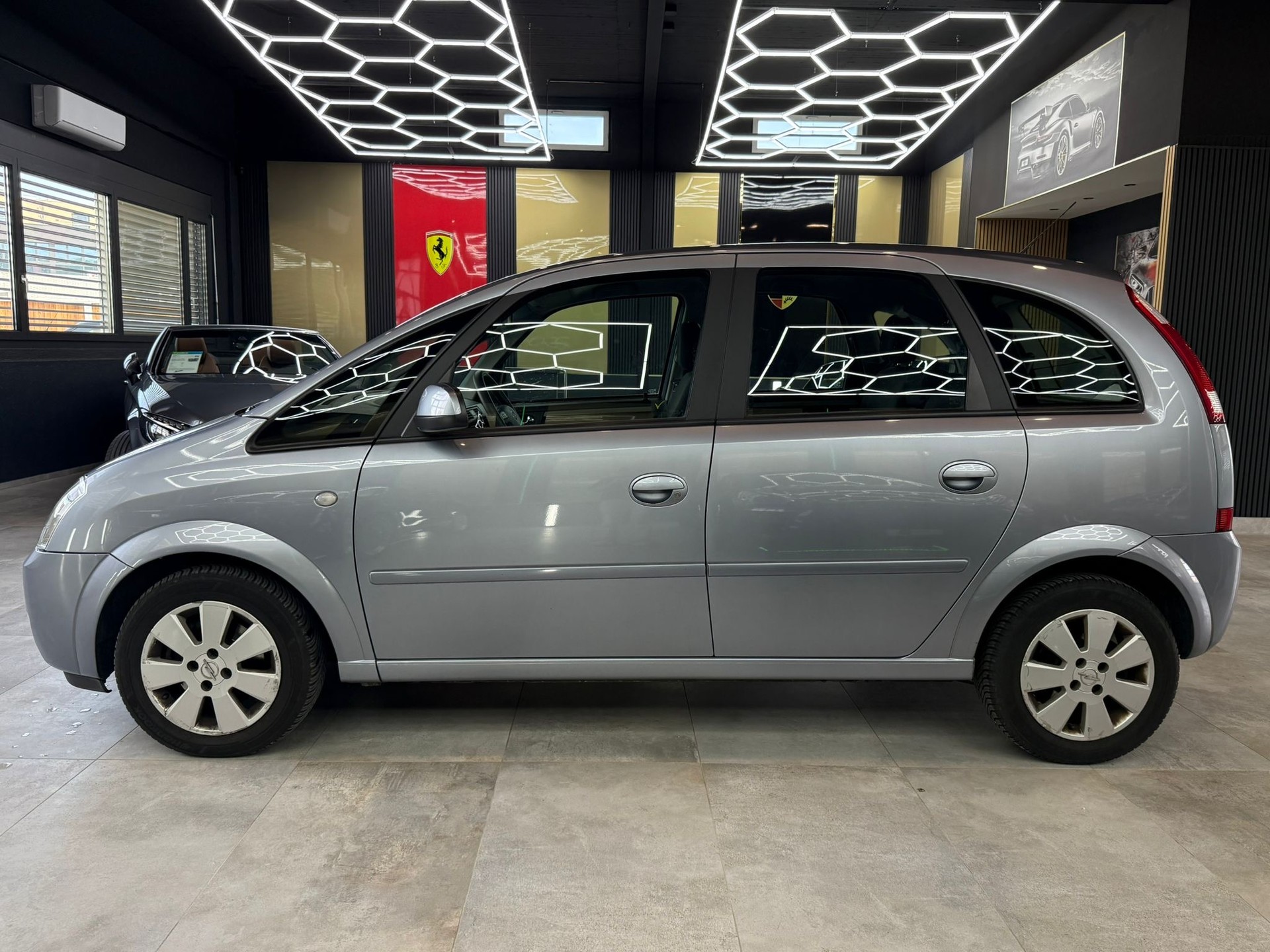 OPEL Meriva 1.8i 16V Essentia-image-7