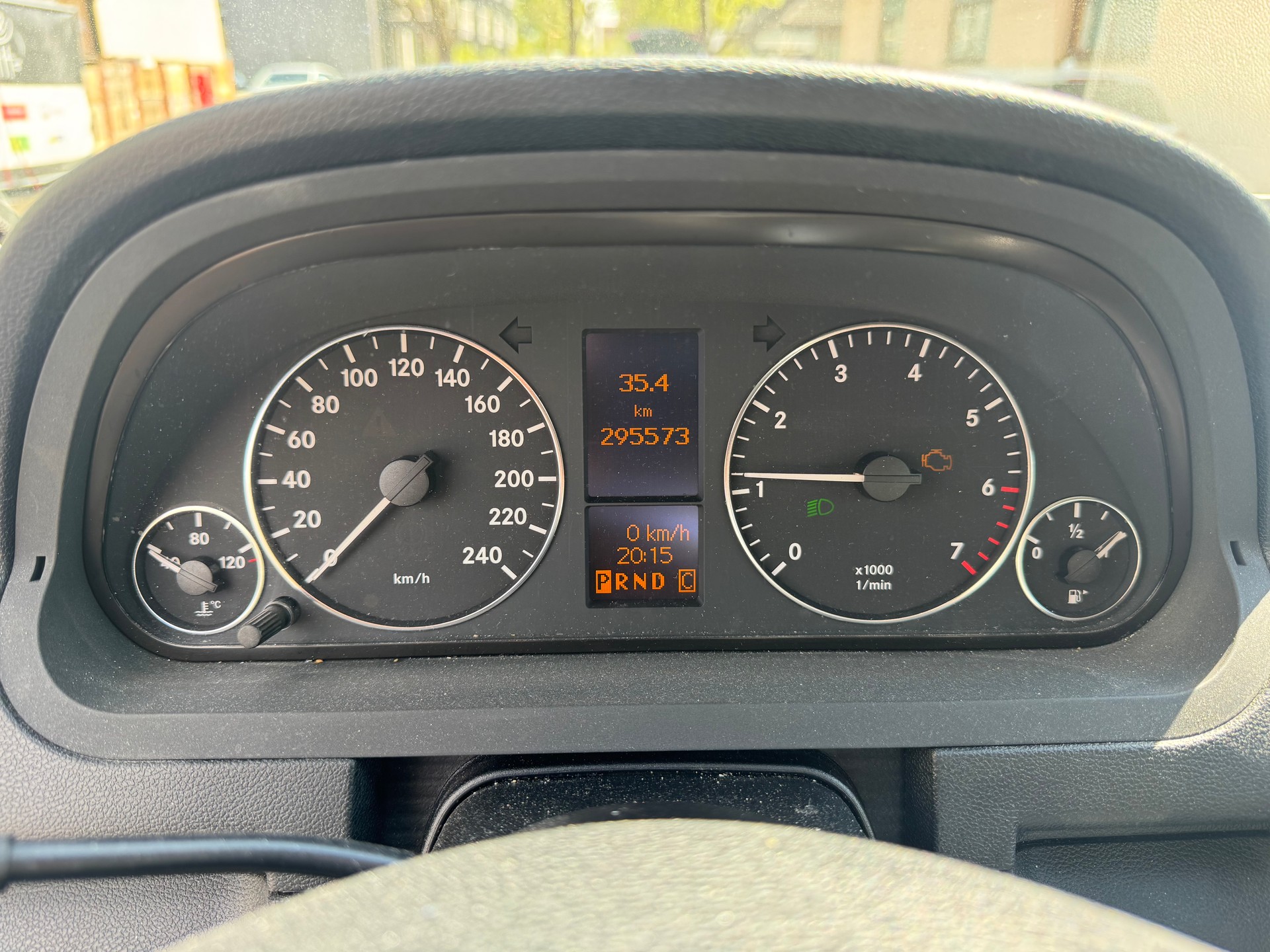 MERCEDES-BENZ A 150 Classic Edition A-image-11
