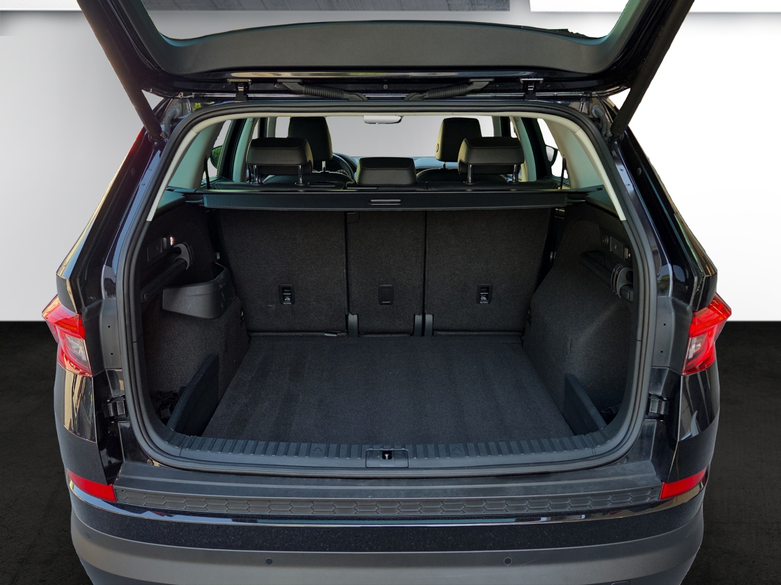 SKODA Kodiaq 2.0 TSI Style DSG 4x4-image-17