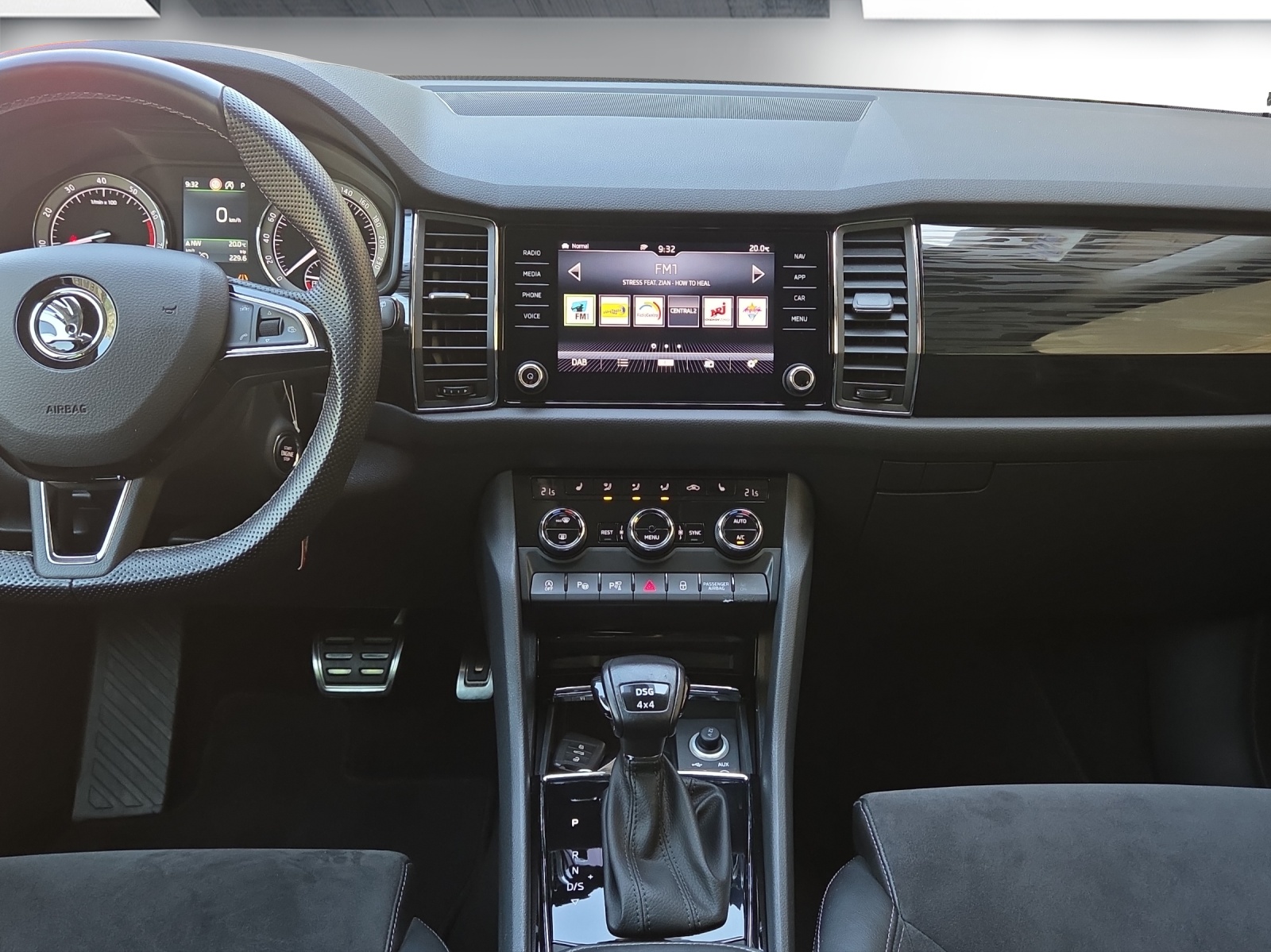 SKODA Kodiaq 2.0 TSI Style DSG 4x4-image-12