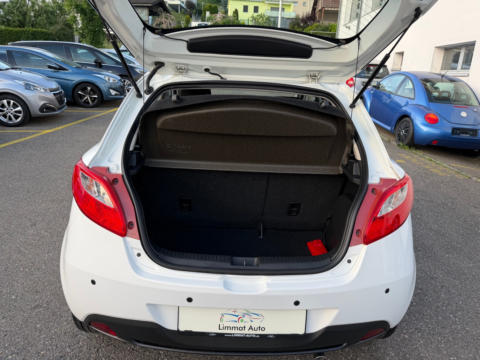 MAZDA 2 1.3i 16V Exclusive-image-12