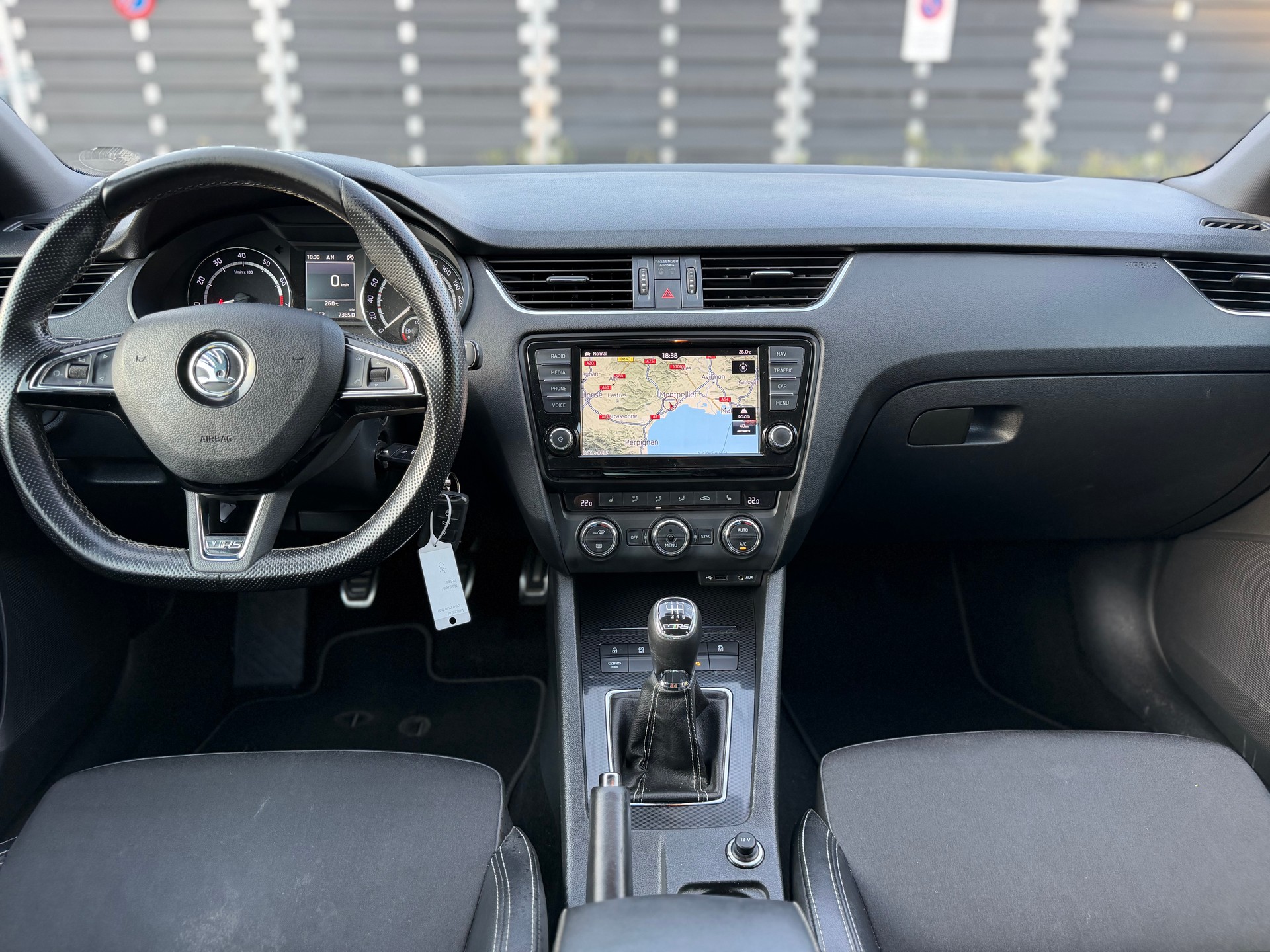 SKODA Octavia Combi 2.0 TSI RS-image-6