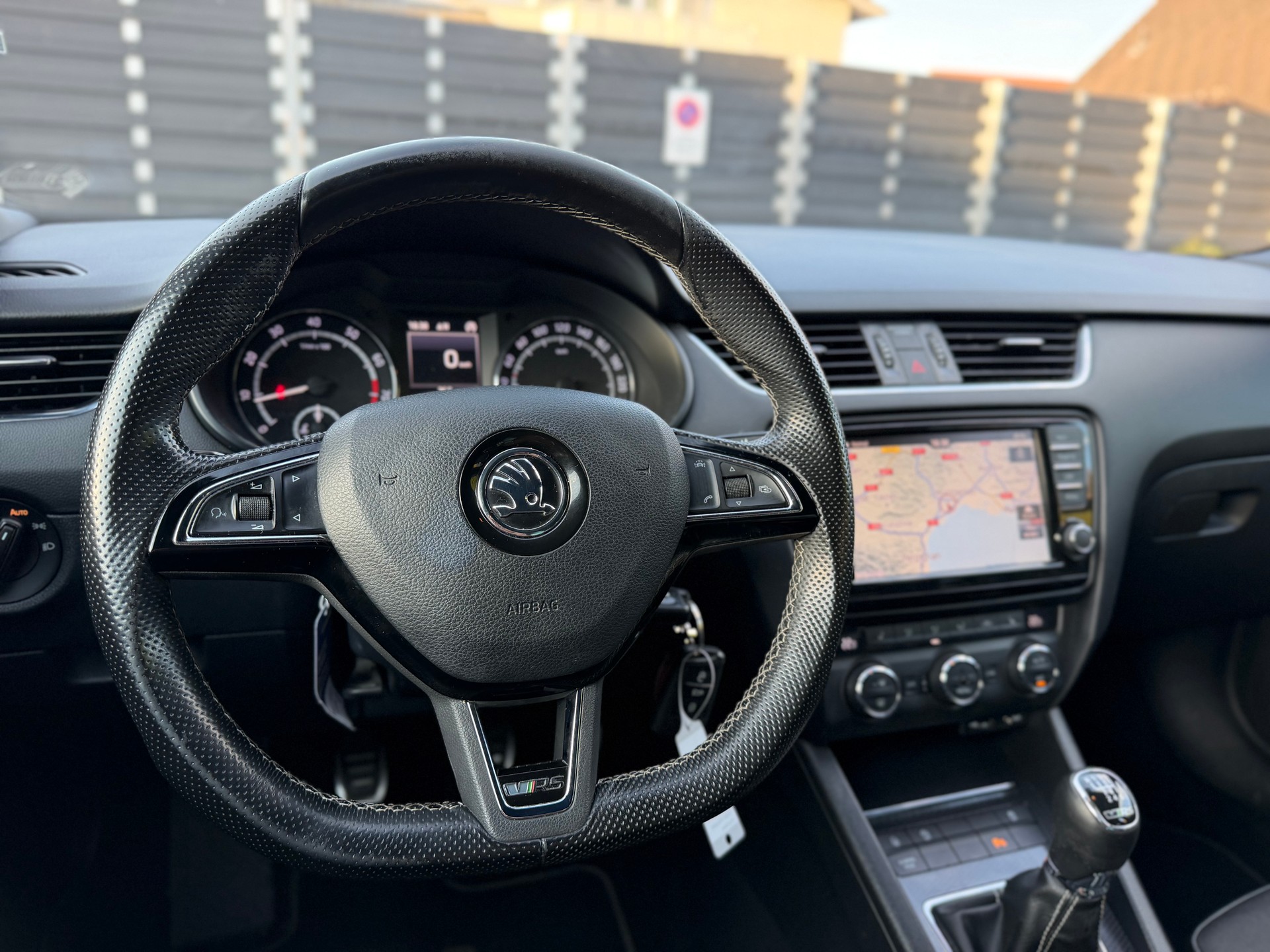 SKODA Octavia Combi 2.0 TSI RS-image-7