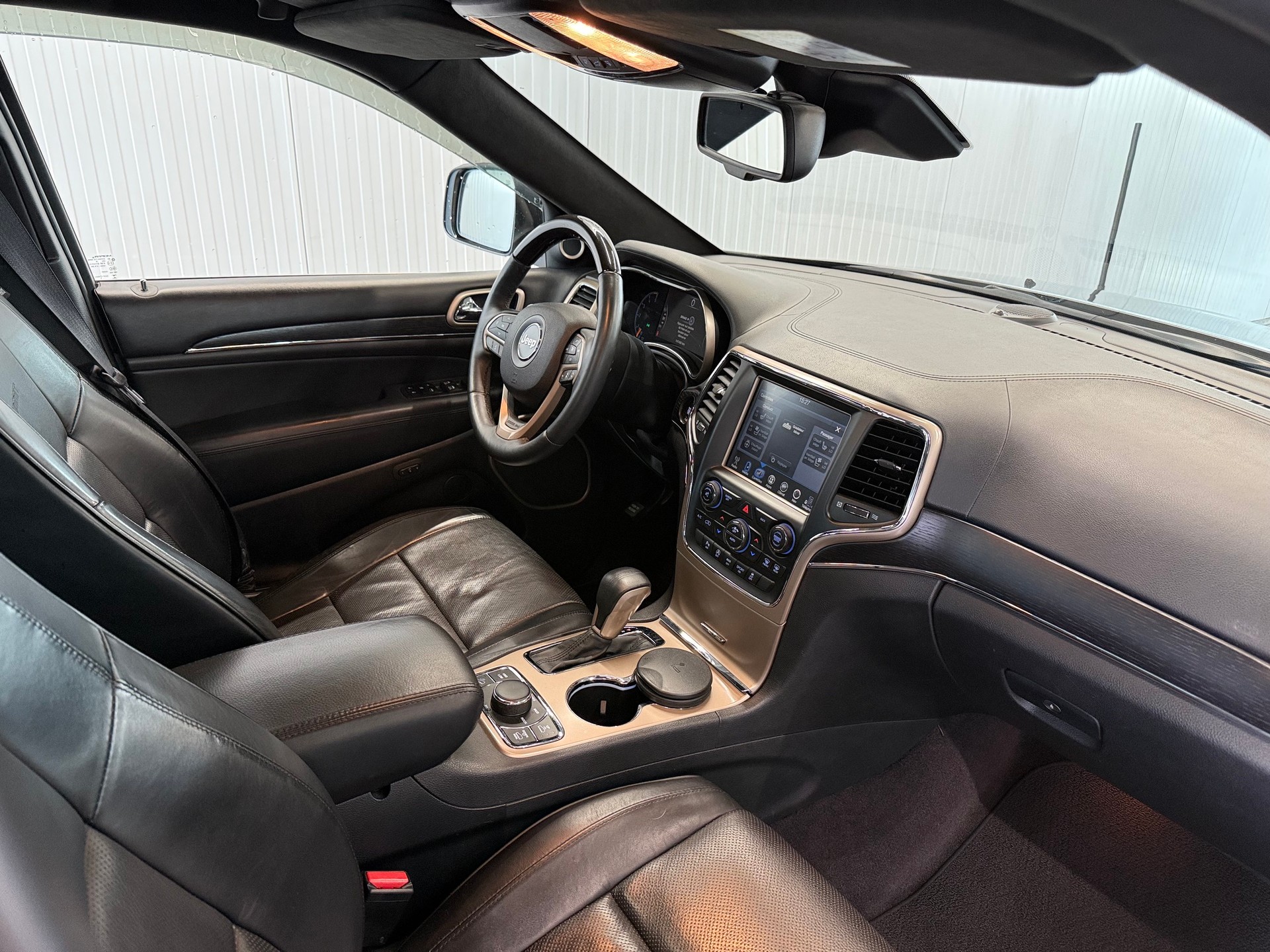 JEEP Grand Cherokee 3.0 CRD Summit Automatic-image-6