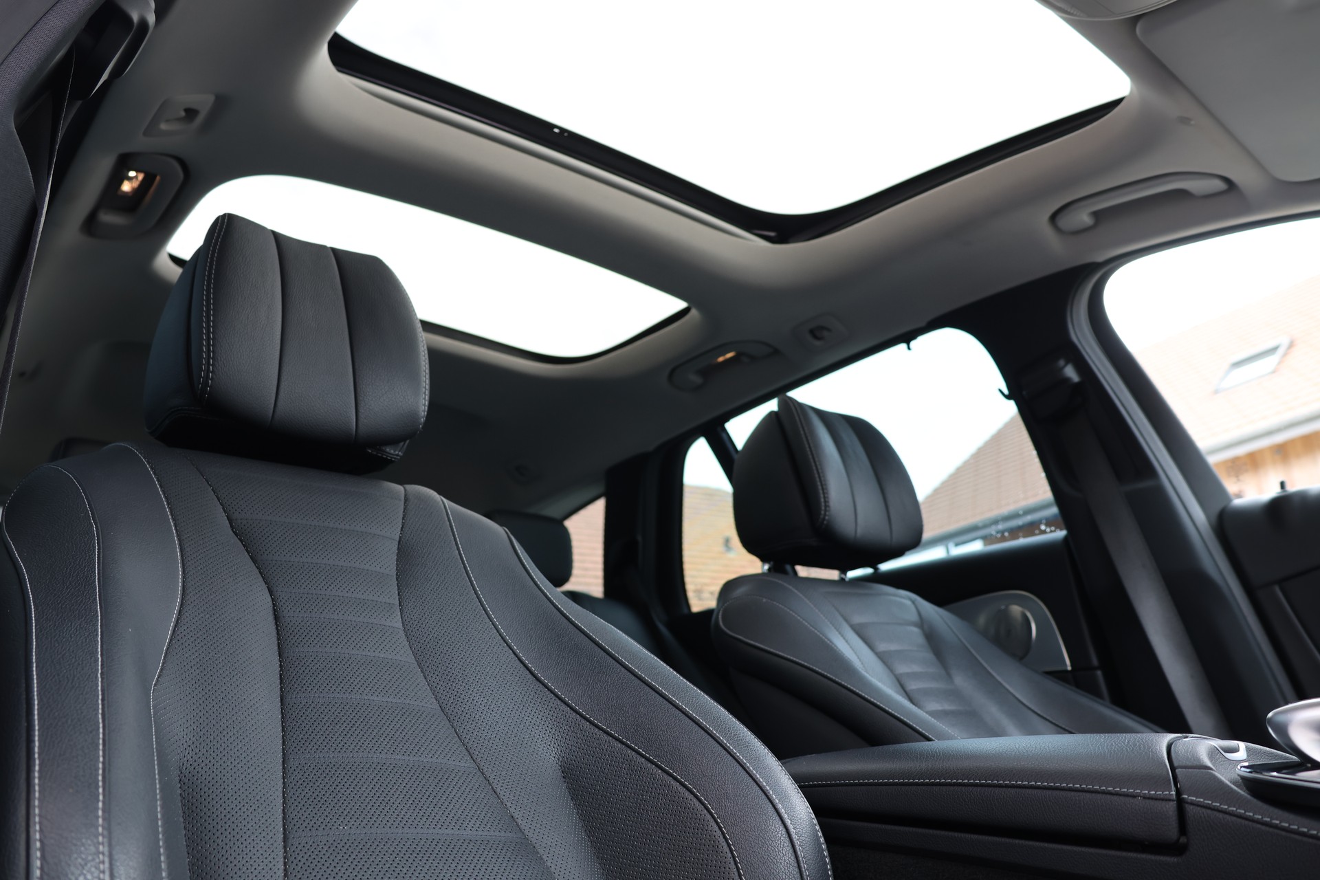 MERCEDES-BENZ E 220 d All-Terrain Avantgarde 4Matic 9G-Tronic (CH)-image-20