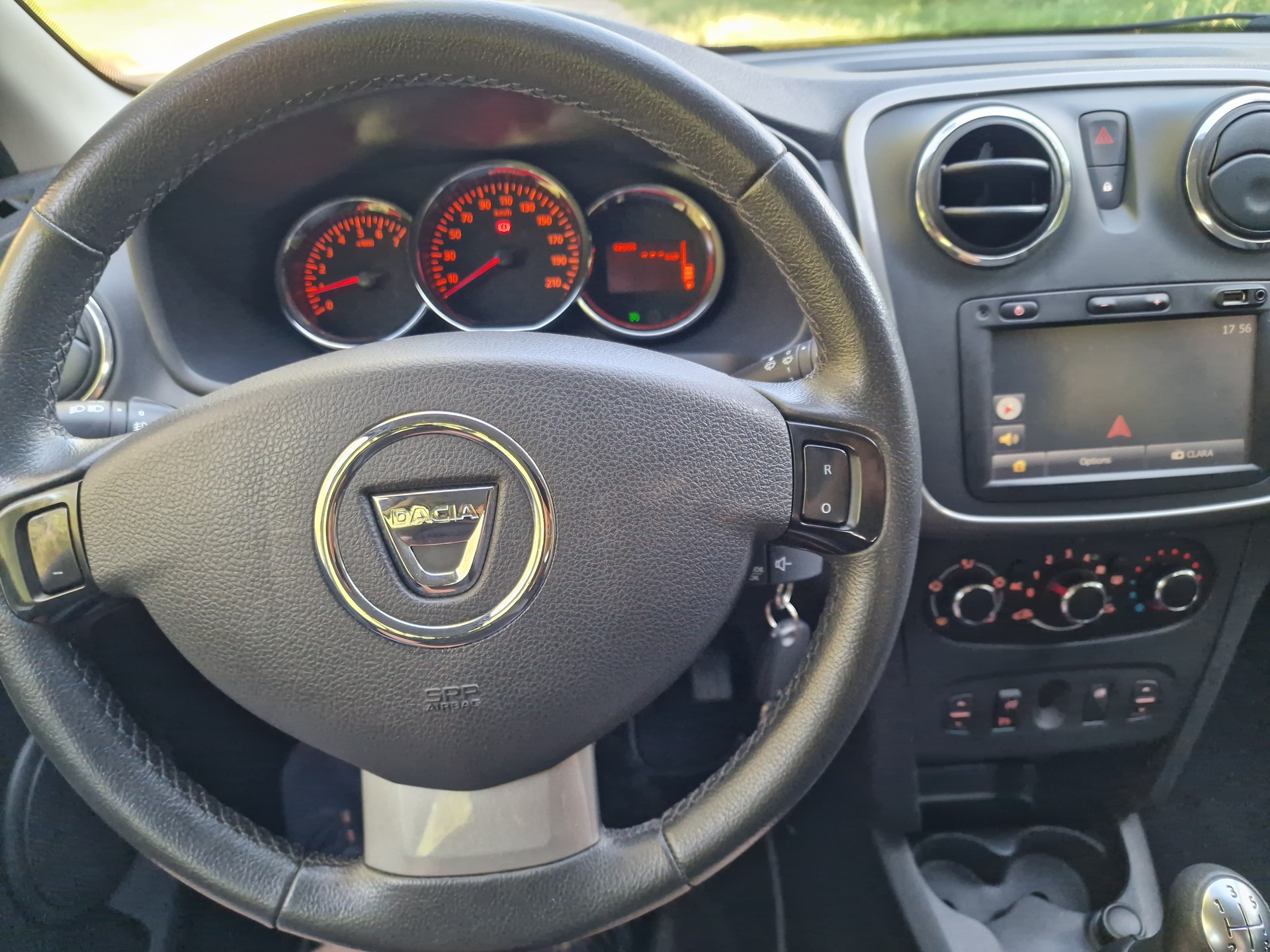 DACIA Logan MCV 1.5 dCi Supreme-image-9
