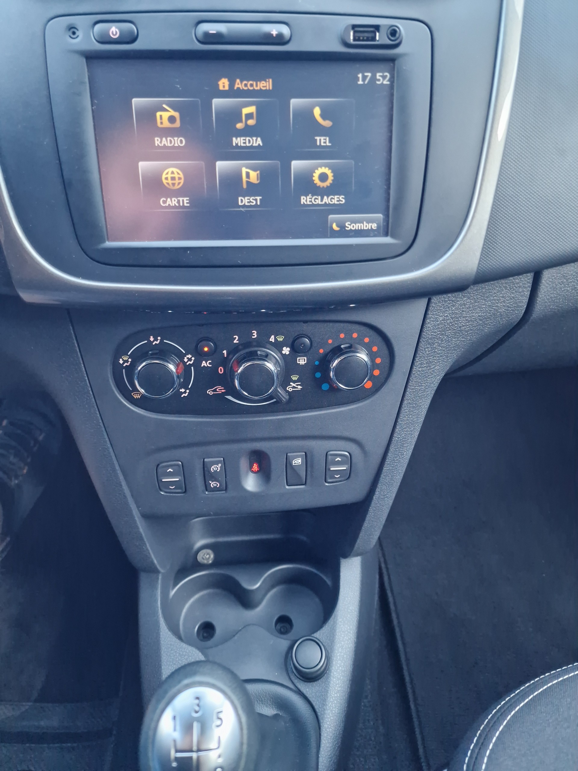 DACIA Logan MCV 1.5 dCi Supreme-image-10