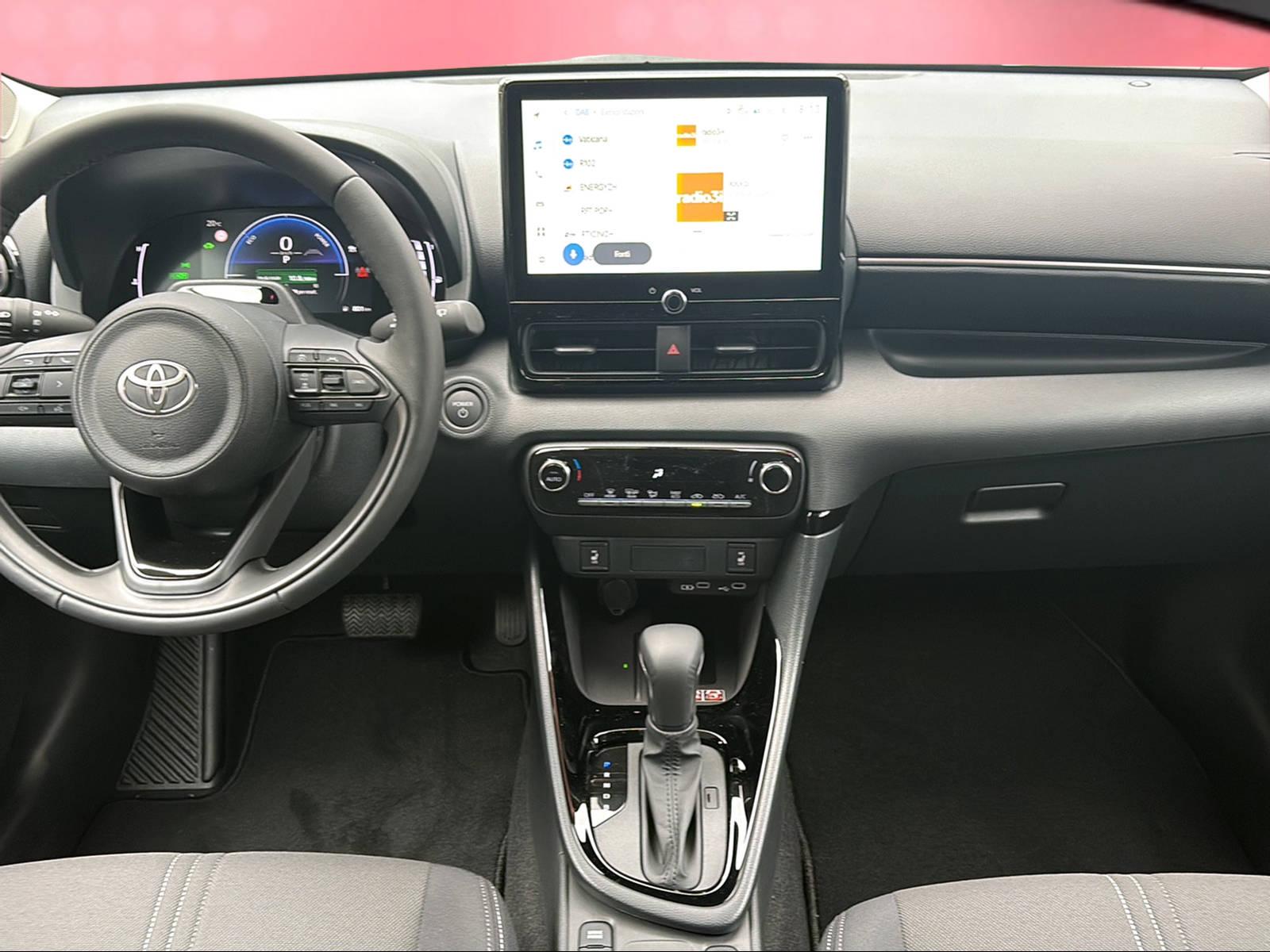 TOYOTA Yaris 1.5 VVT-i HSD Trend-image-11
