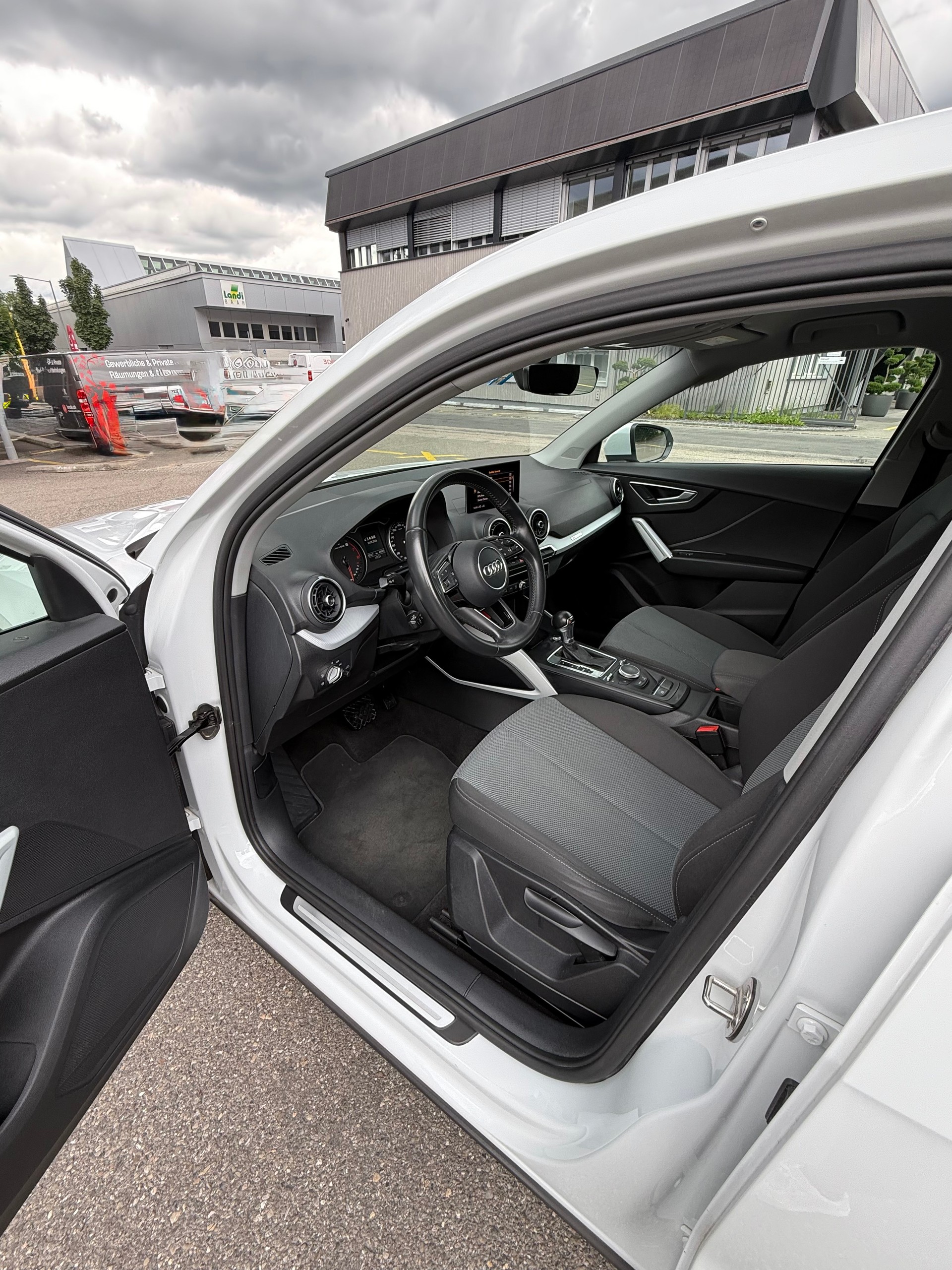 AUDI 1.4 TFSI Design S-Tronic-image-5