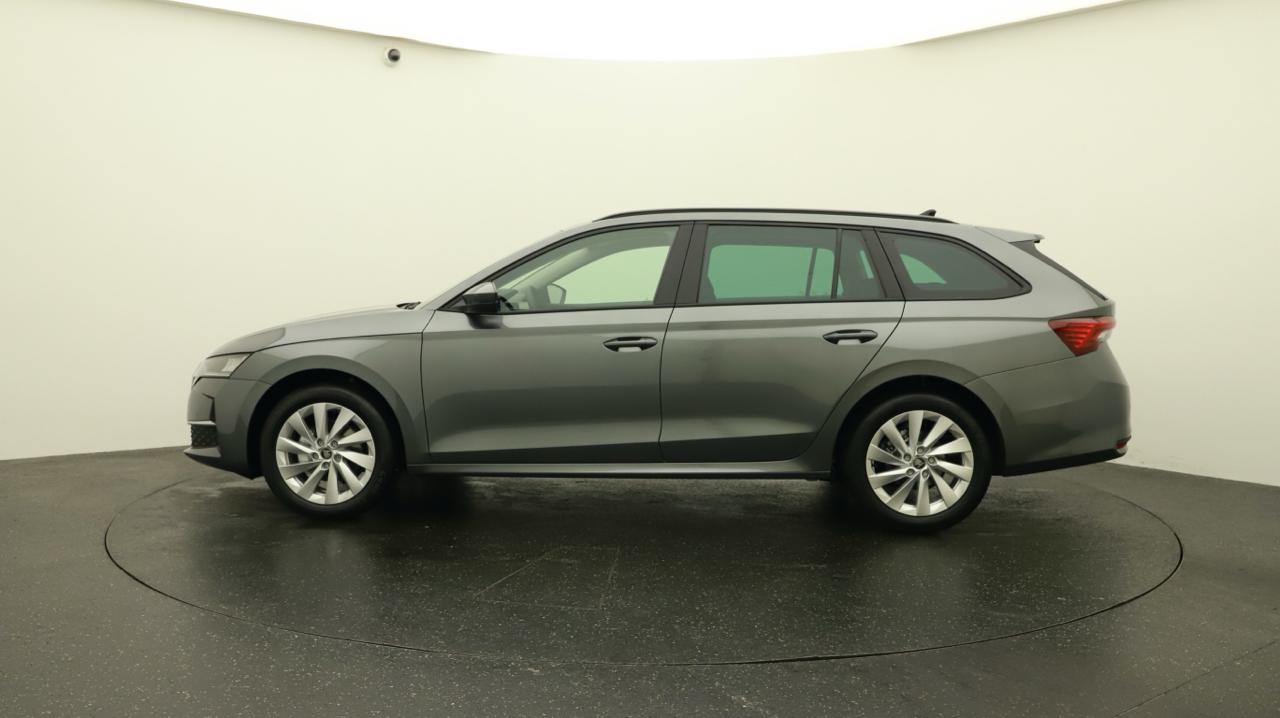SKODA Octavia Combi 2.0 TDI DSG Selection-showroom-element-1