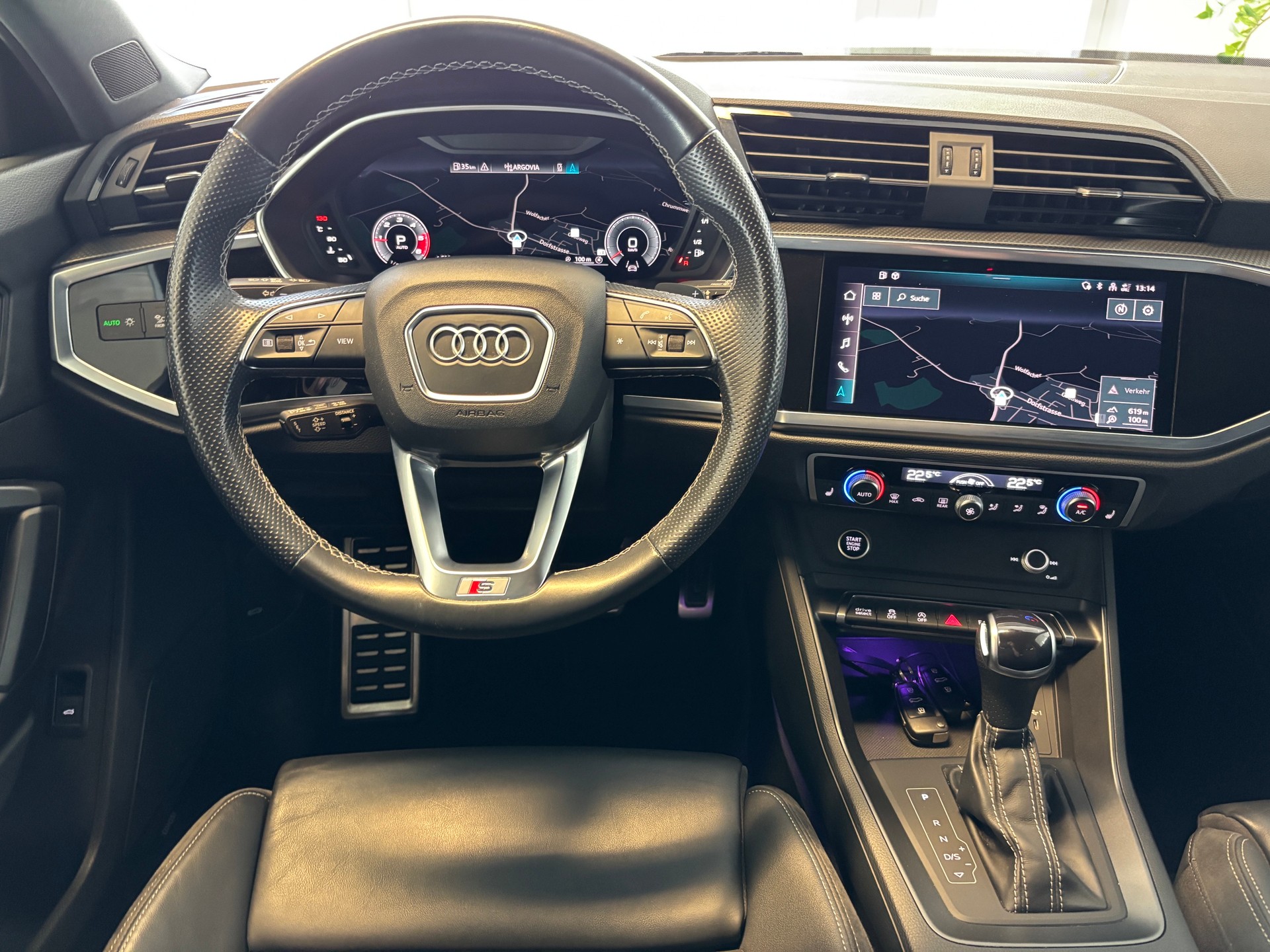 AUDI Q3 Sportback 40 TDI S line quattro S-tronic-image-10