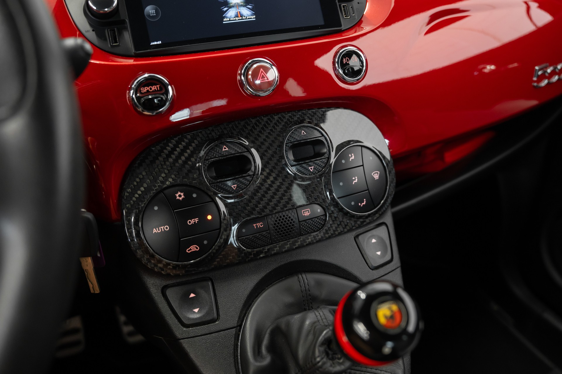 FIAT 595 1.4 16V Turbo Abarth Turismo-image-22