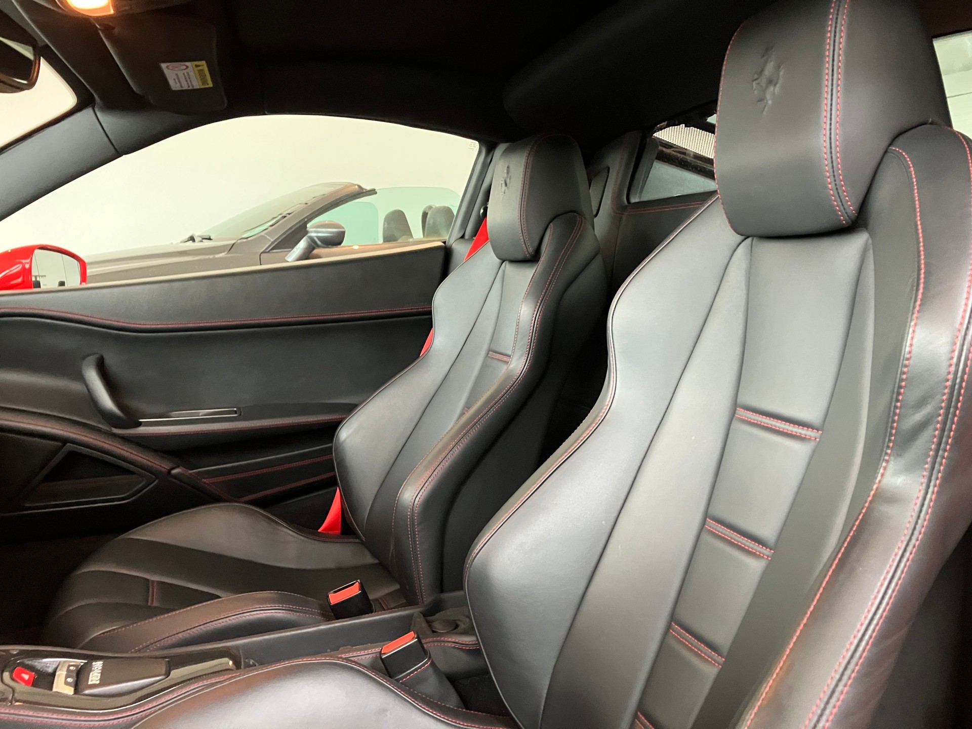 FERRARI 458 Italia 4.5 V8-image-10