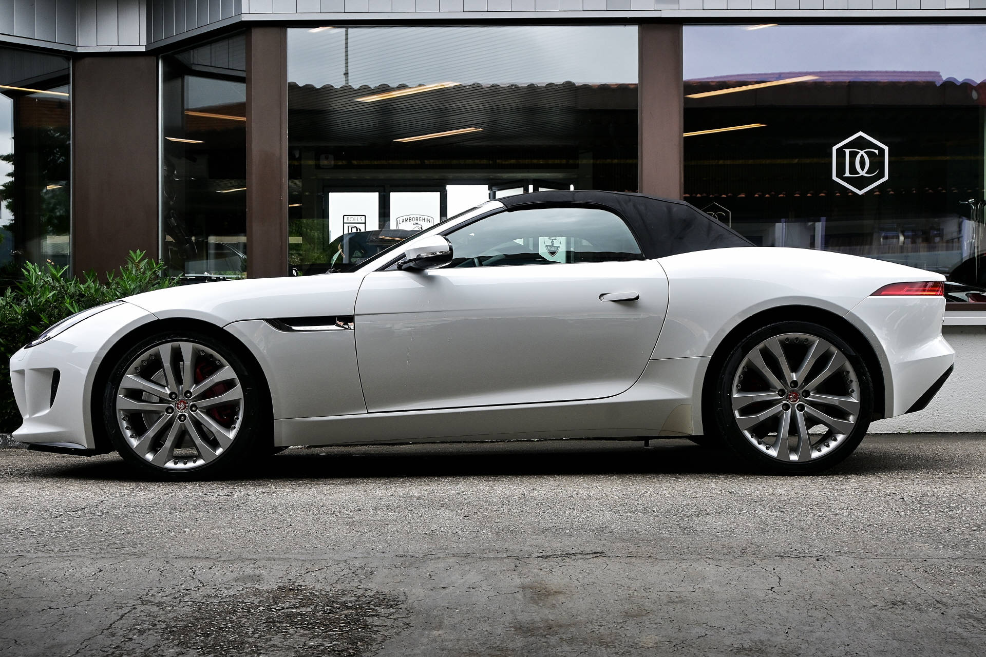 JAGUAR F-Type Convertible S 3.0 V6-showroom-element-3