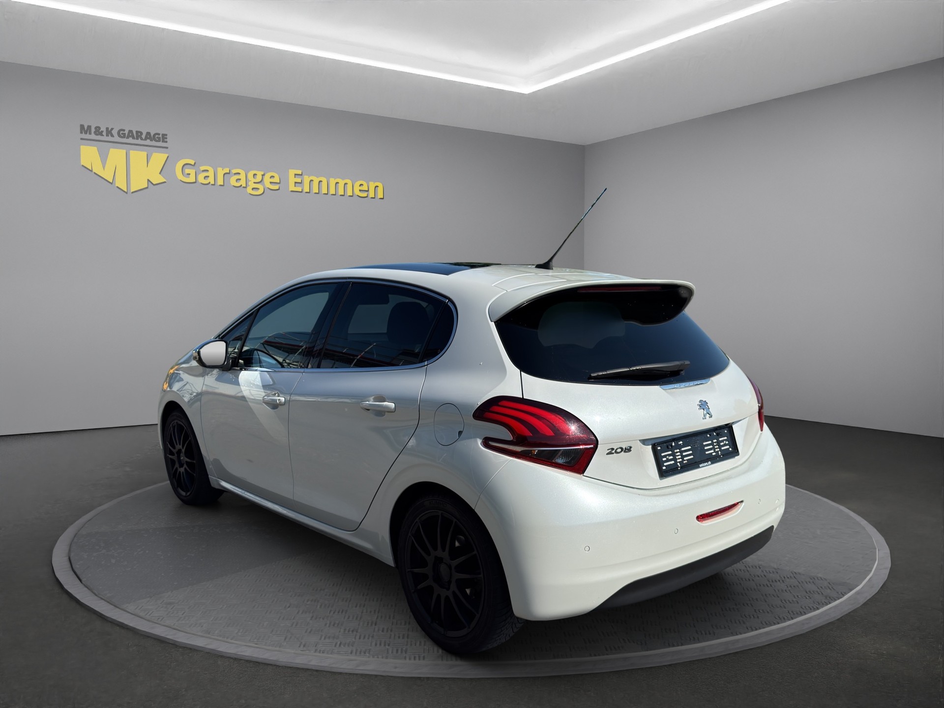 PEUGEOT 208 1.6 THP Allure STT-showroom-element-2