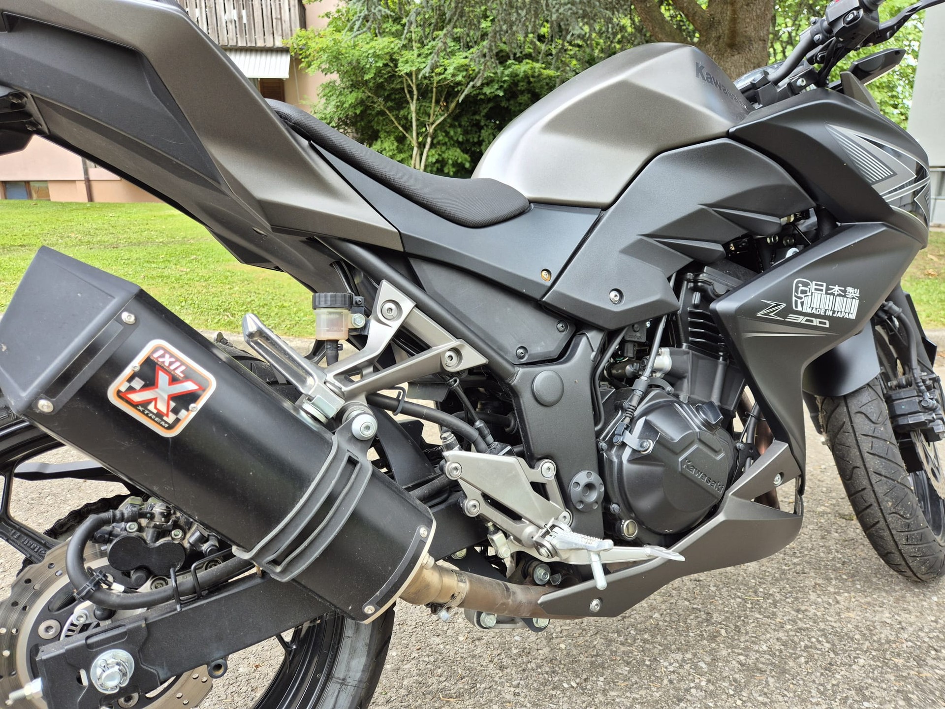 KAWASAKI Z 300 ABS-image-4