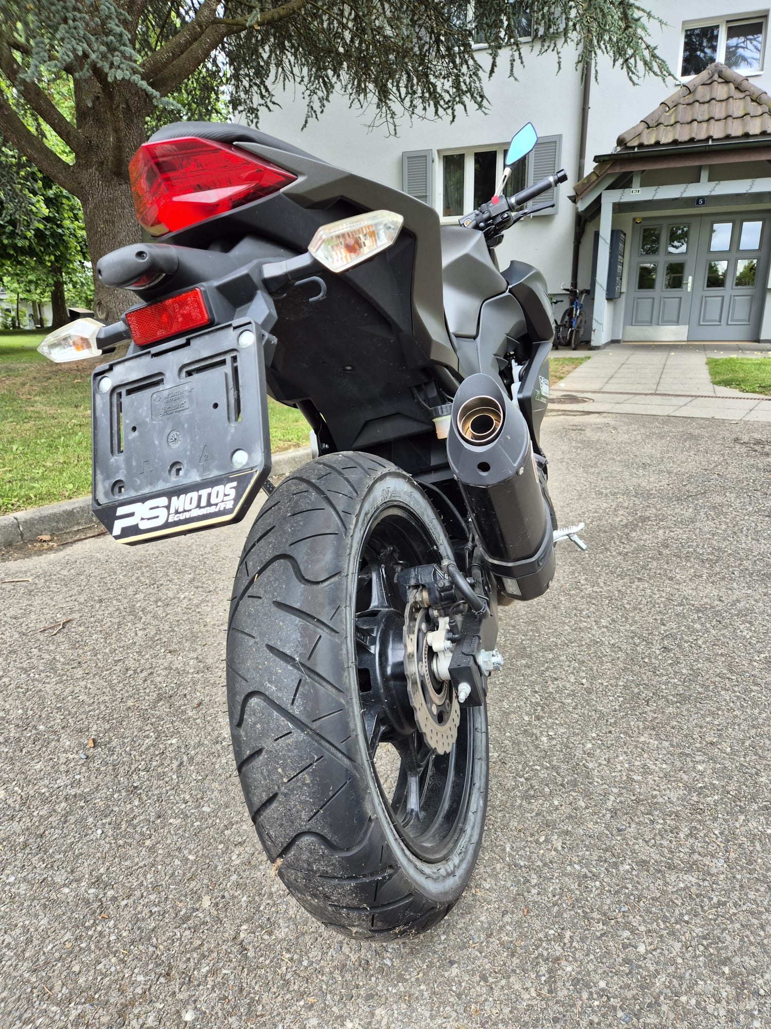 KAWASAKI Z 300 ABS-image-2