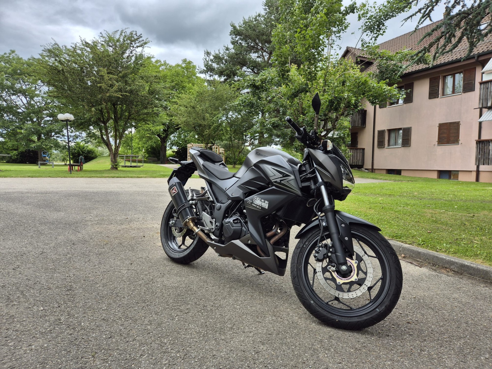 KAWASAKI Z 300 ABS-image-0