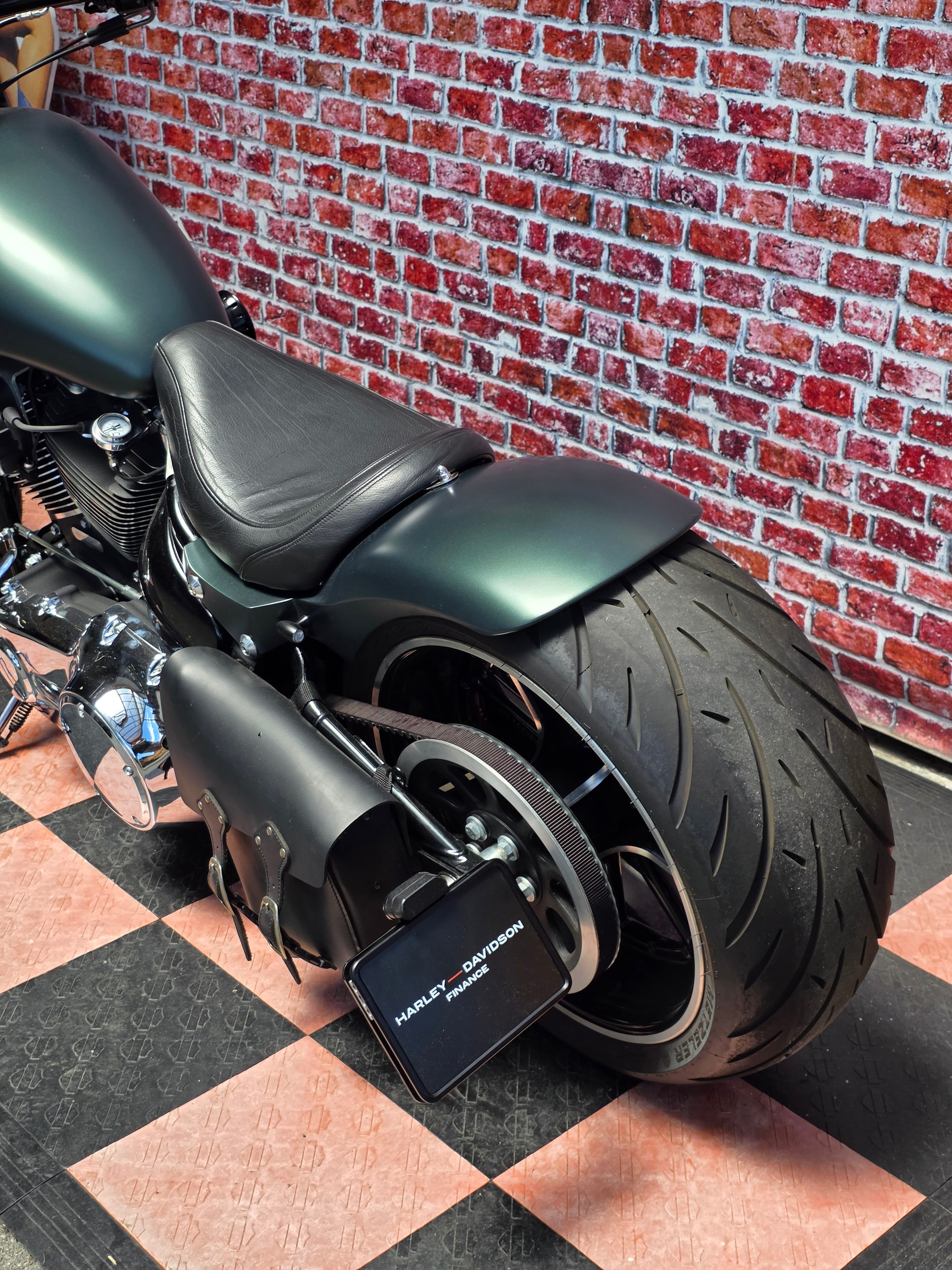 HARLEY-DAVIDSON FXSB Breakout 103 ABS-image-11