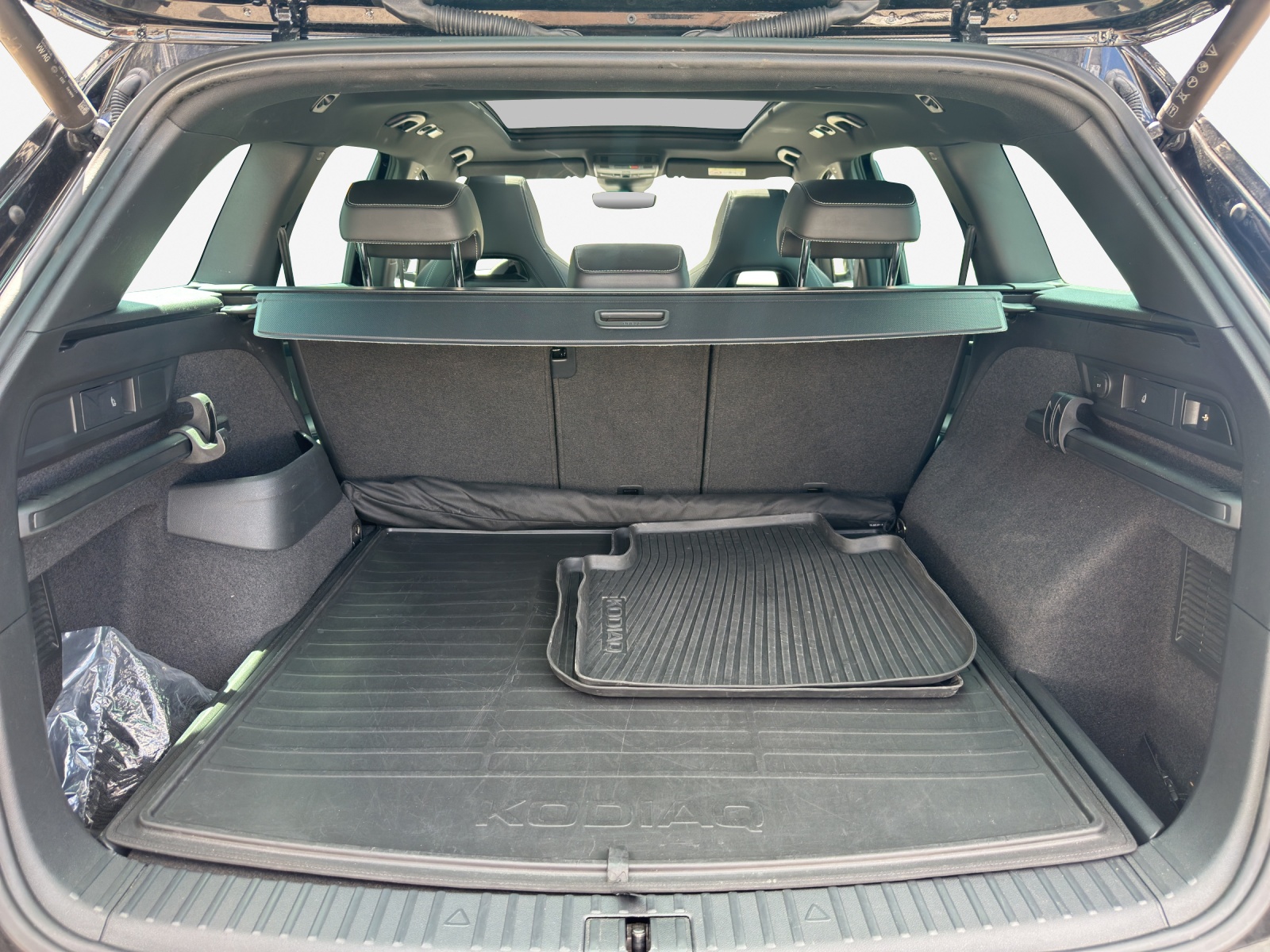 SKODA Kodiaq 2.0 TDI CR SportLine 4x4 DSG-image-12