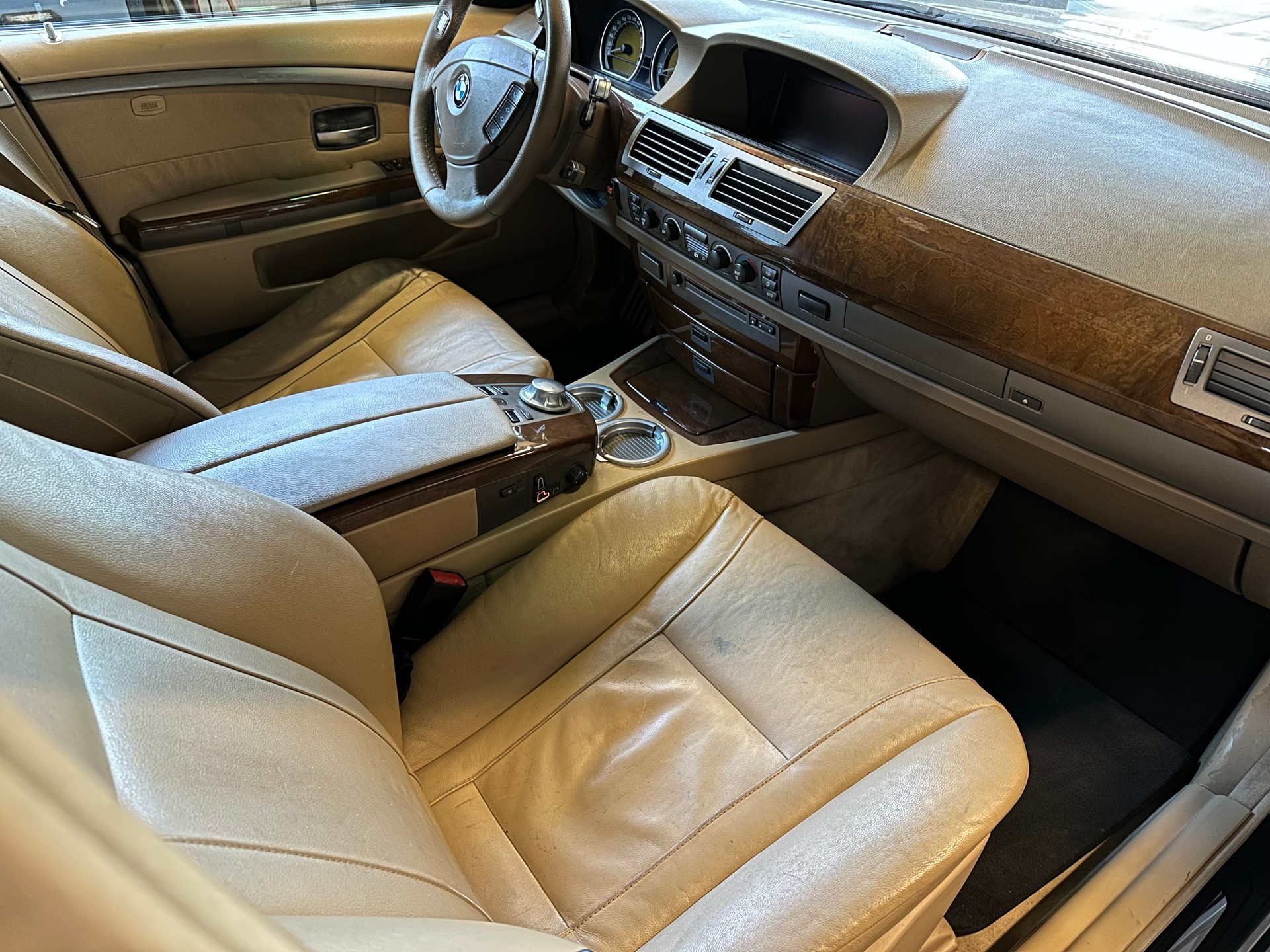 BMW 730d-image-10