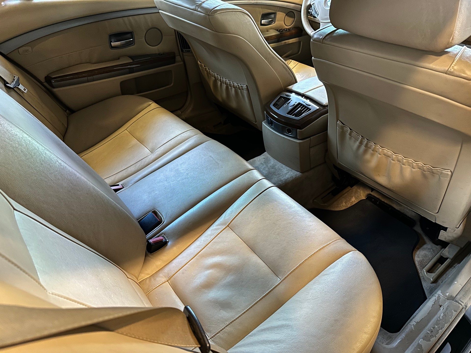 BMW 730d-image-12