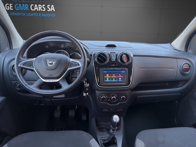 DACIA Lodgy TCE 130 Stepway 7PL-image-4