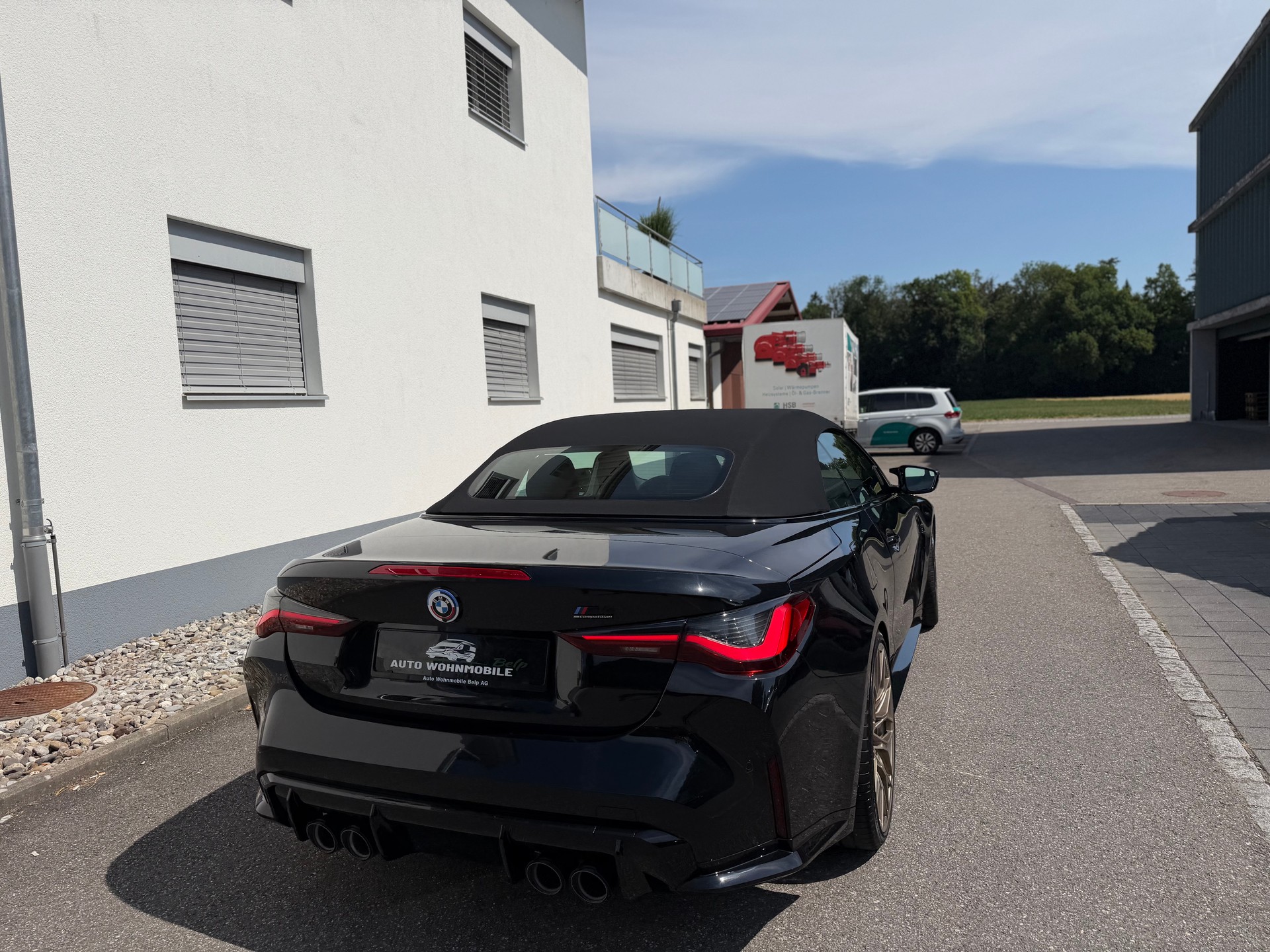 BMW M4 Cabrio Competition M xDrive-image-7