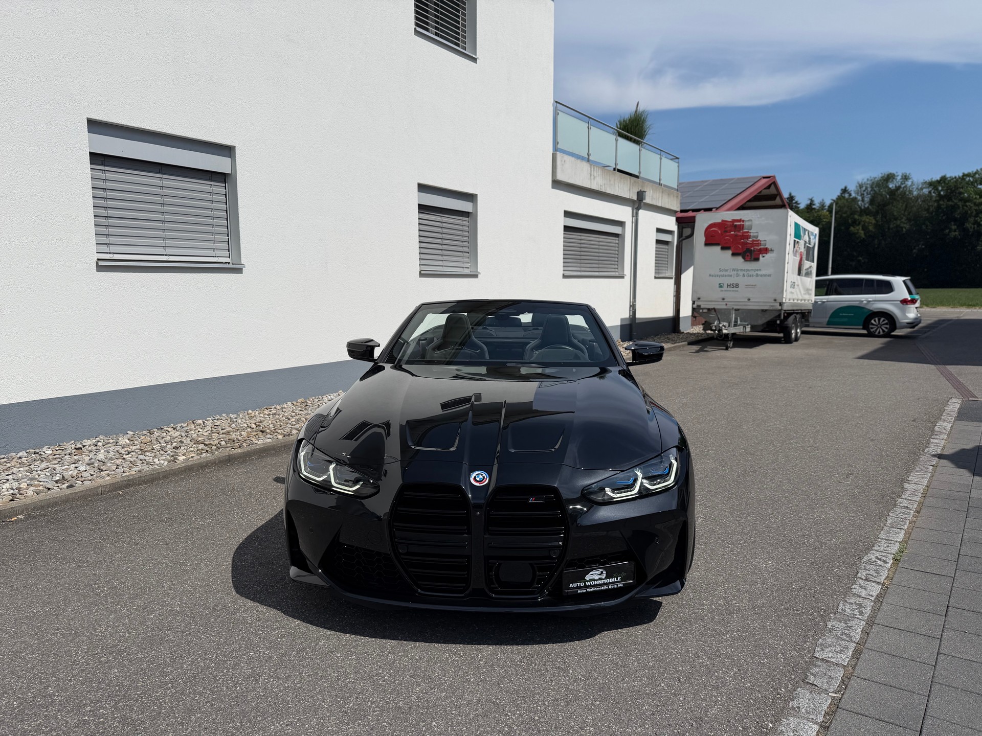 BMW M4 Cabrio Competition M xDrive-image-8