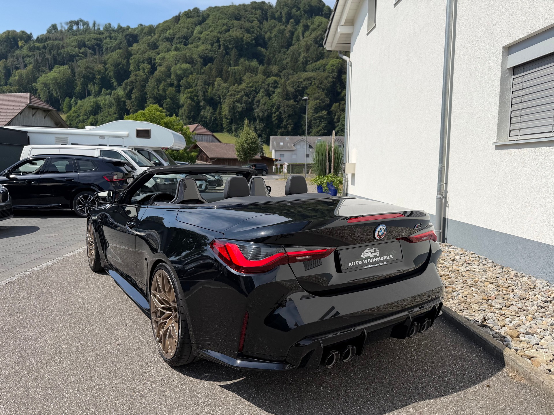 BMW M4 Cabrio Competition M xDrive-image-14