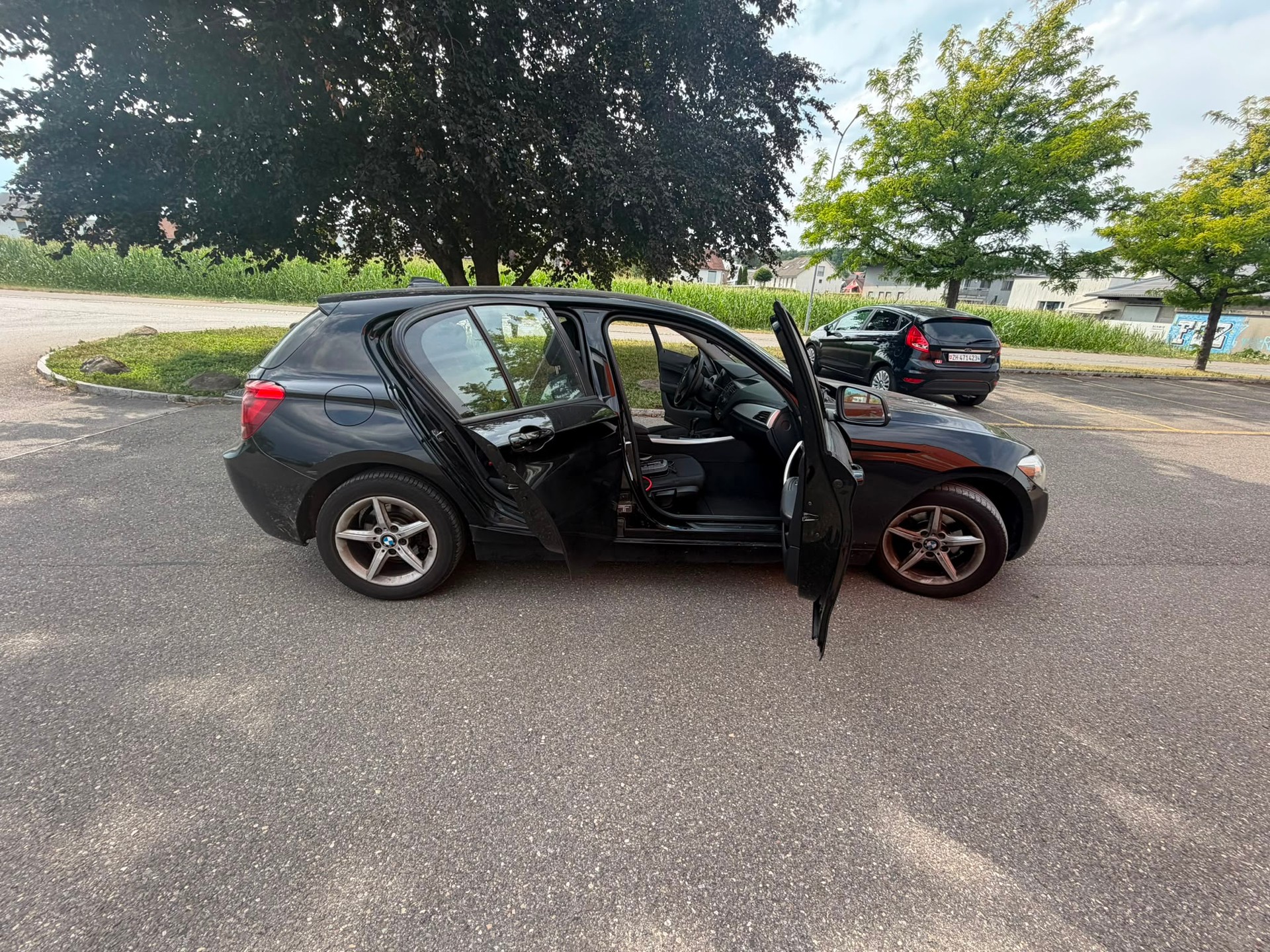 BMW 114i Business-image-7