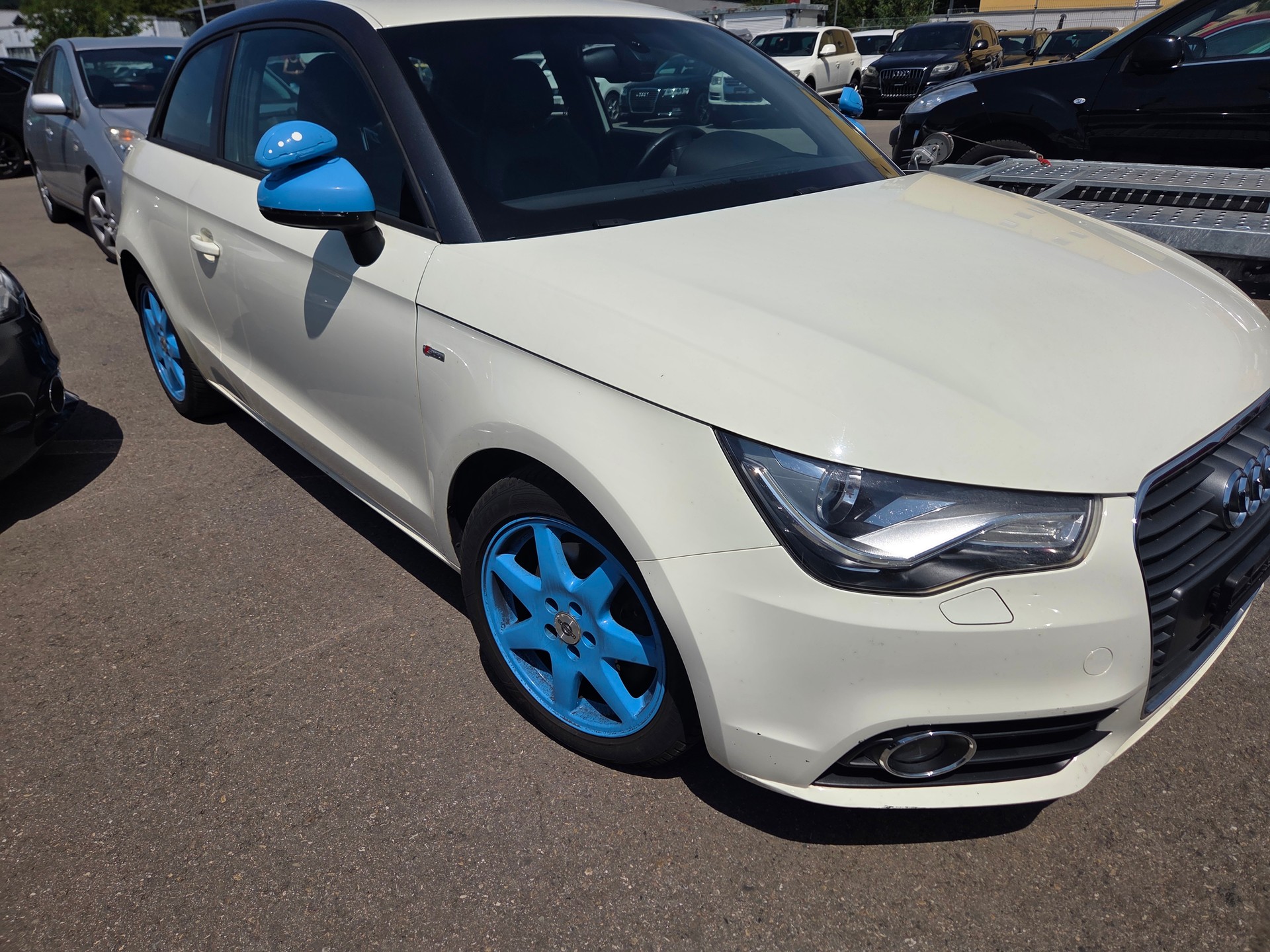 AUDI A1 1.4 TFSI Attraction S-tronic-image-2