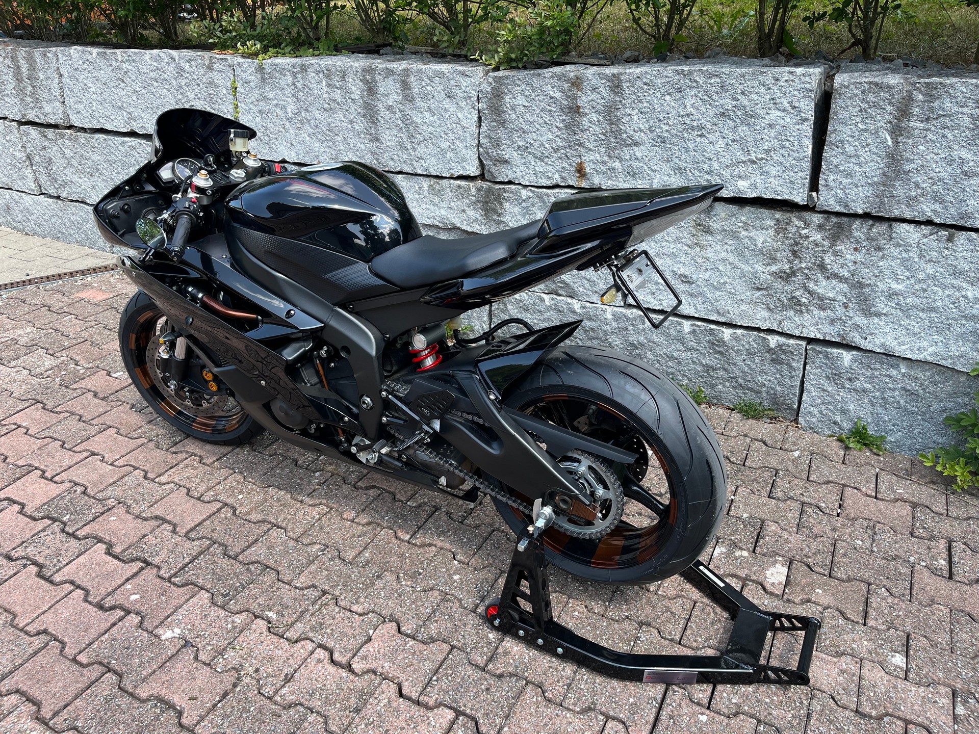 YAMAHA YZF-R6-image-3