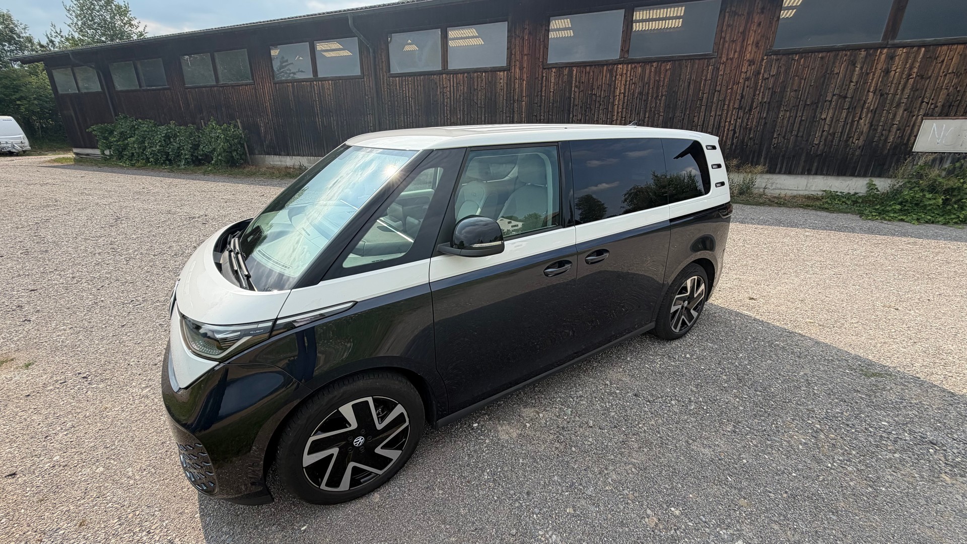VW 77kWh Pro