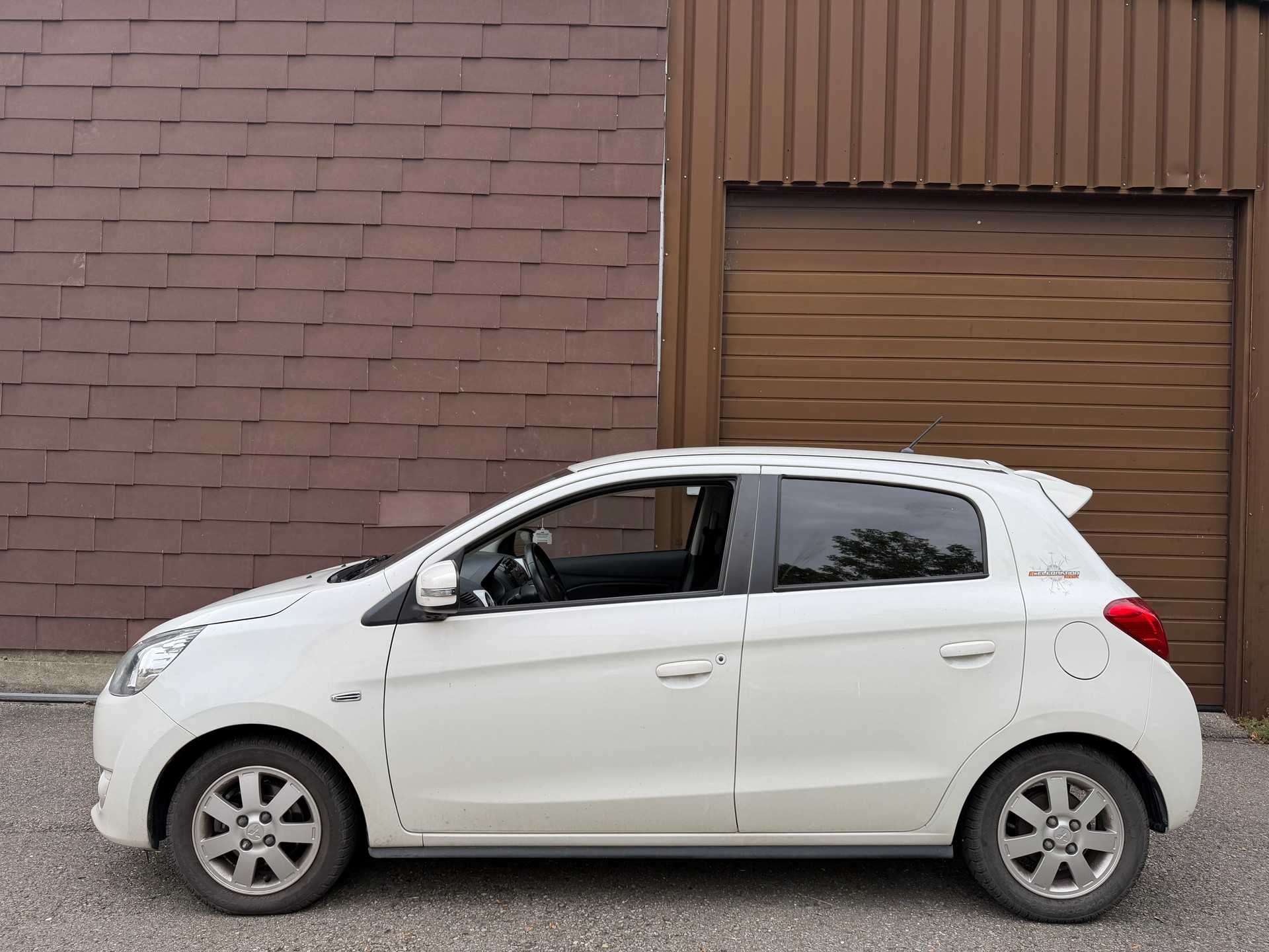 MITSUBISHI Space Star 1.2 Celebration 300K-image-3