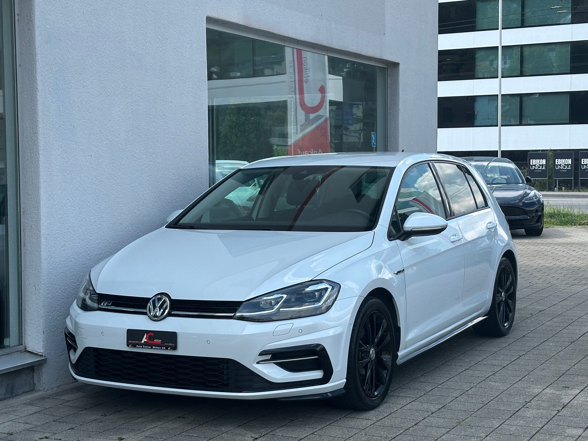 VW Golf 1.5 TSI EVO R-Line