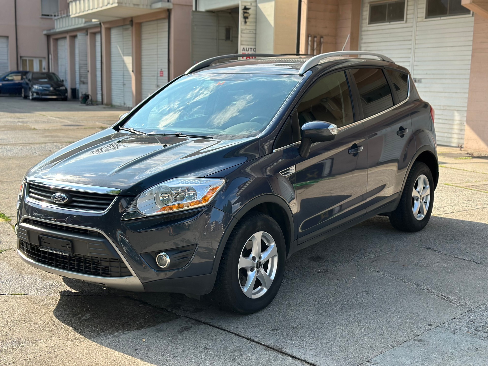 FORD Kuga 2.0 TDCi Carving 4WD-image-4