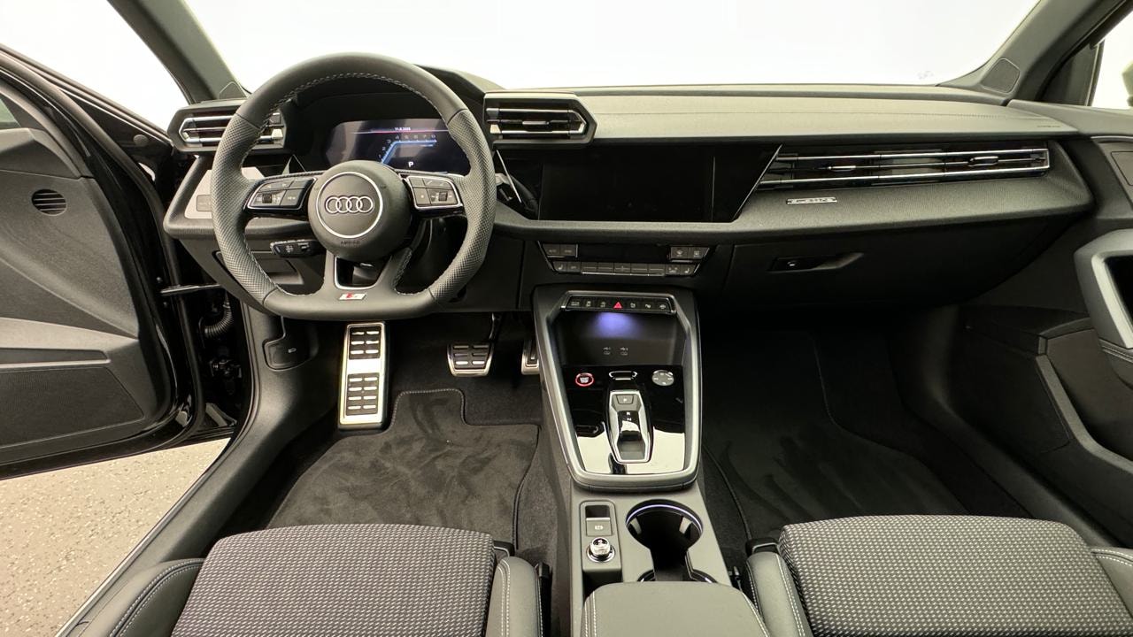 AUDI S3 Sportback TFSI quattro S-tronic-image-5