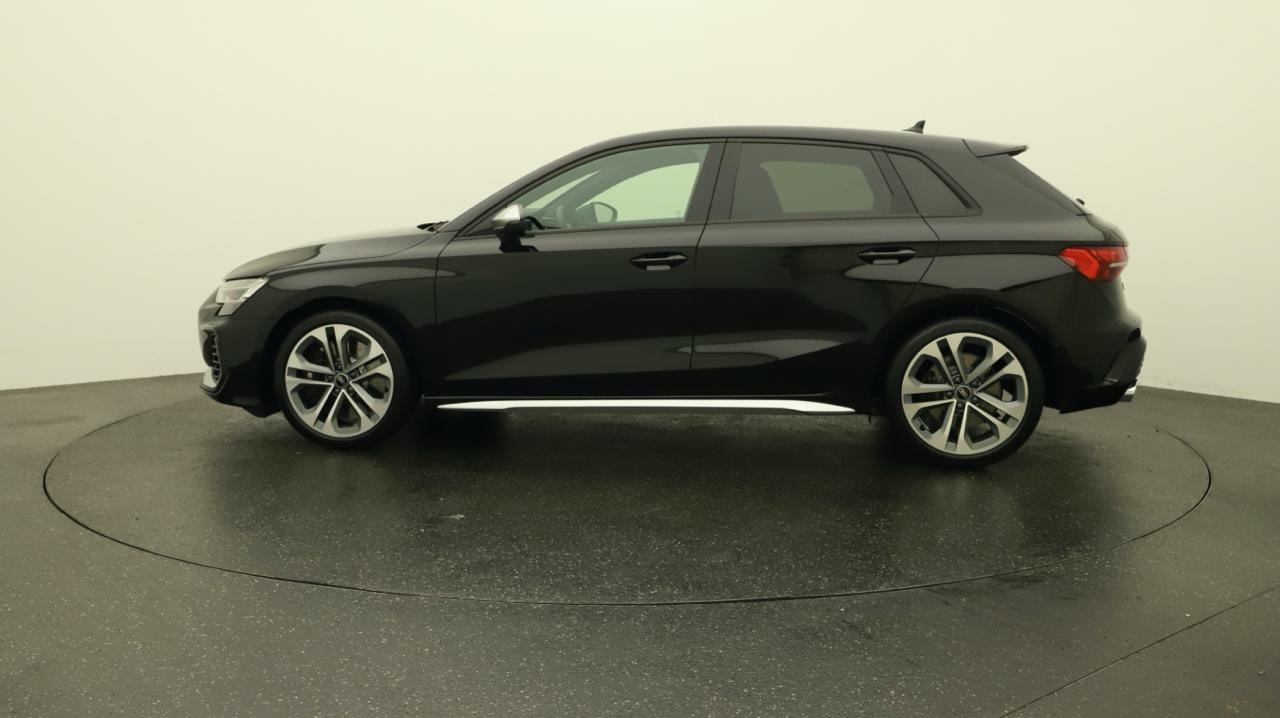 AUDI S3 Sportback TFSI quattro S-tronic-showroom-element-1