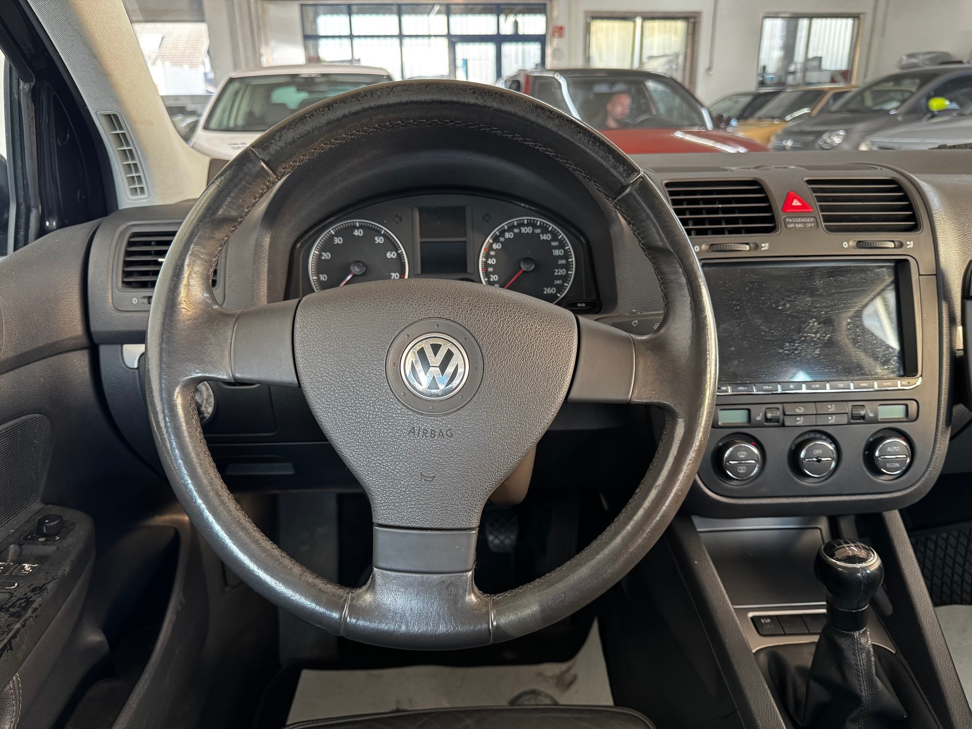 VW Golf 1.6 FSI Comfortline-image-17
