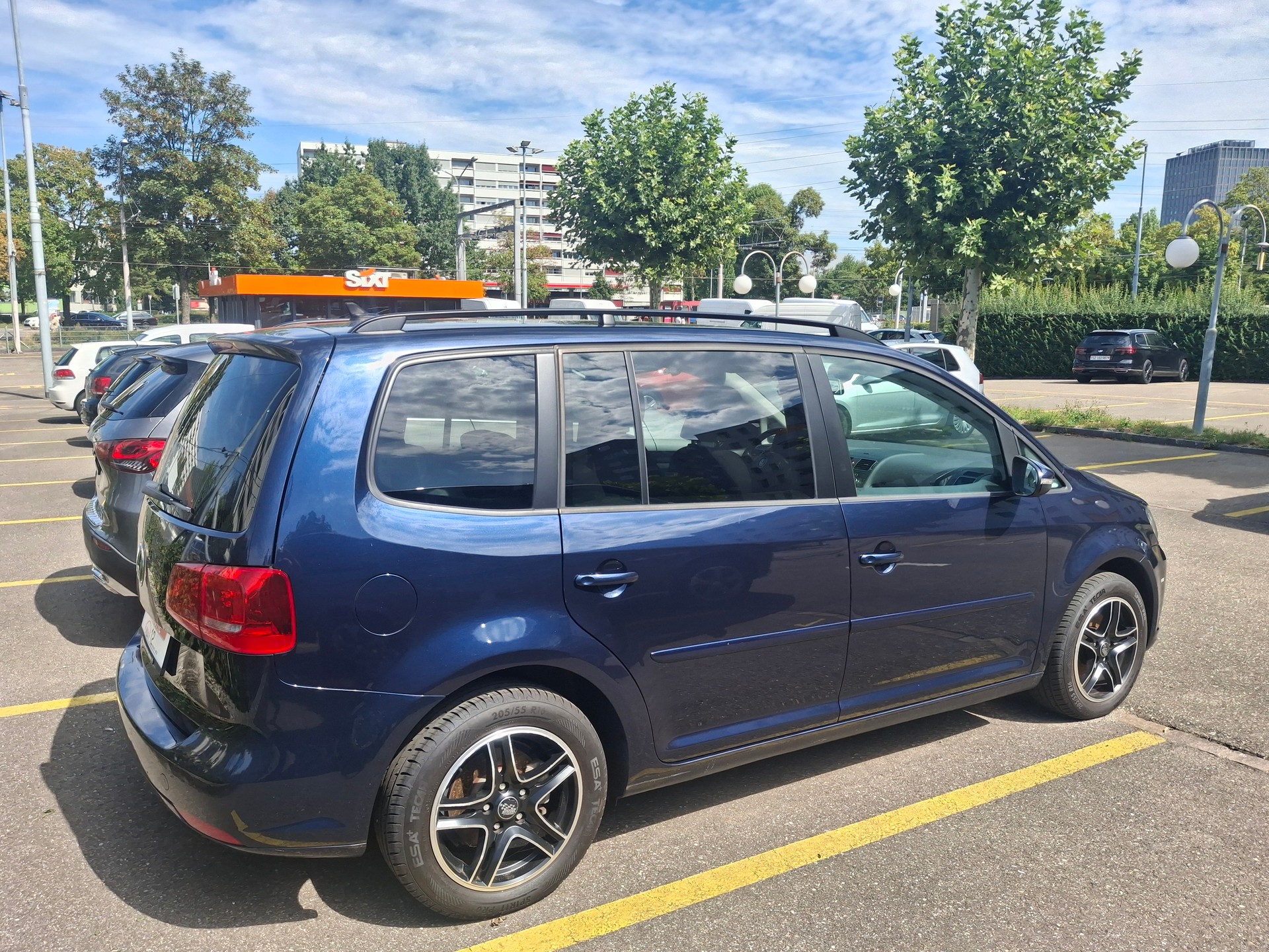 VW Touran 1.4 TSI Comfortline DSG-showroom-element-3